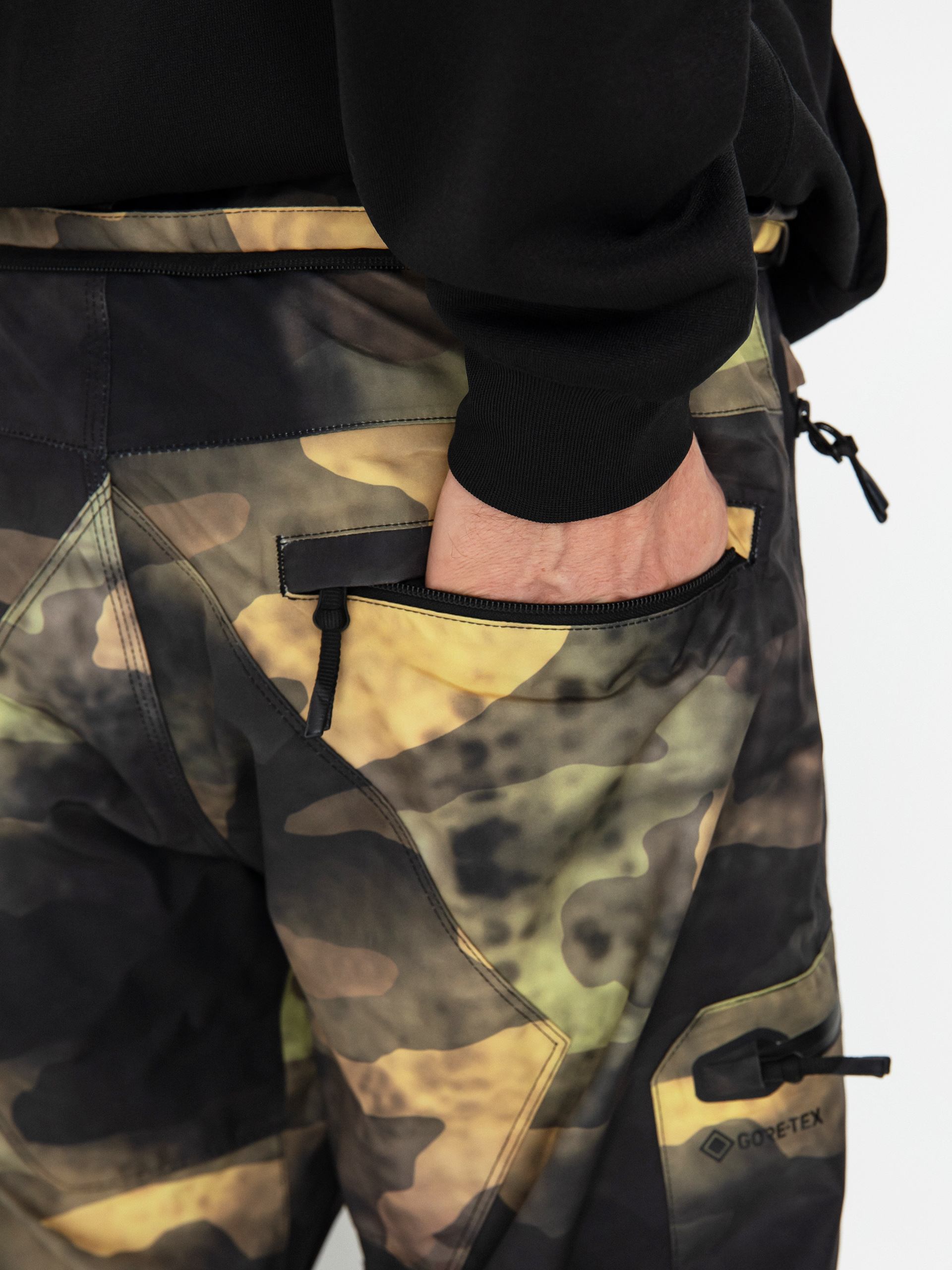 Volcom L Gore Tex Snowboard pants camo (camouflage)