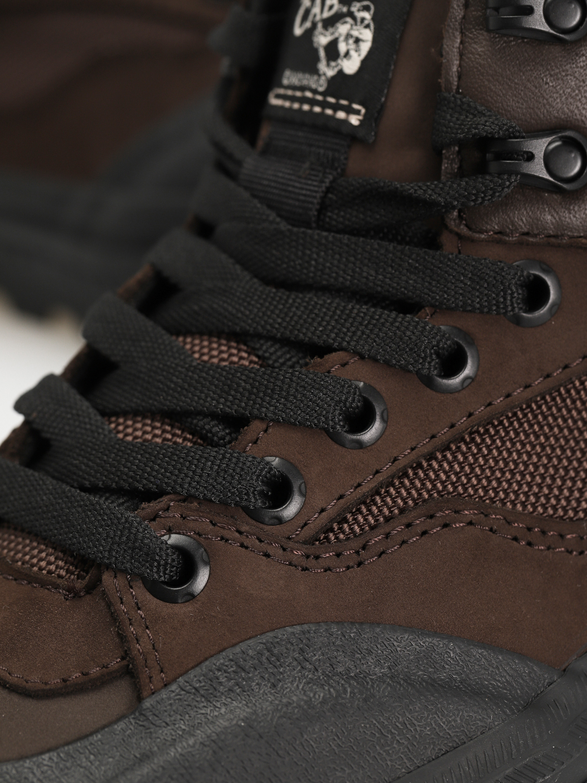 Vans Half Cab Gore Tex MTE 3 Shoes (brown/black)