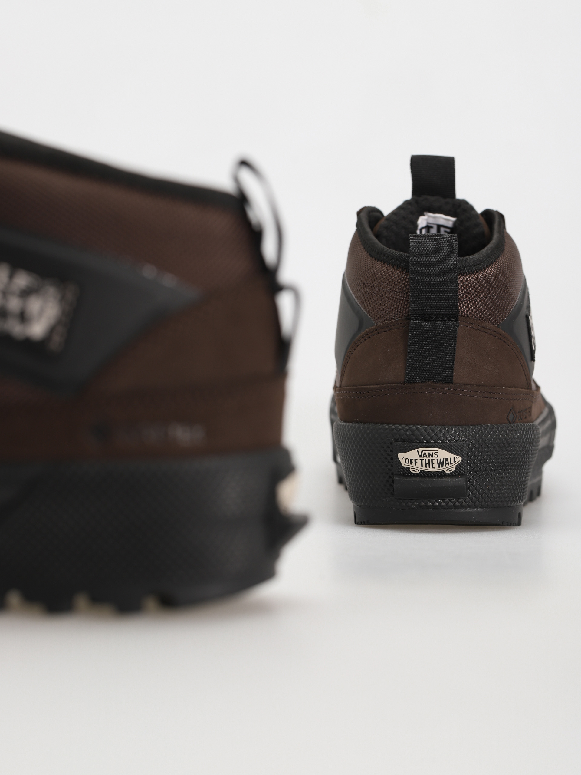 Vans Half Cab Gore Tex MTE 3 Shoes (brown/black)