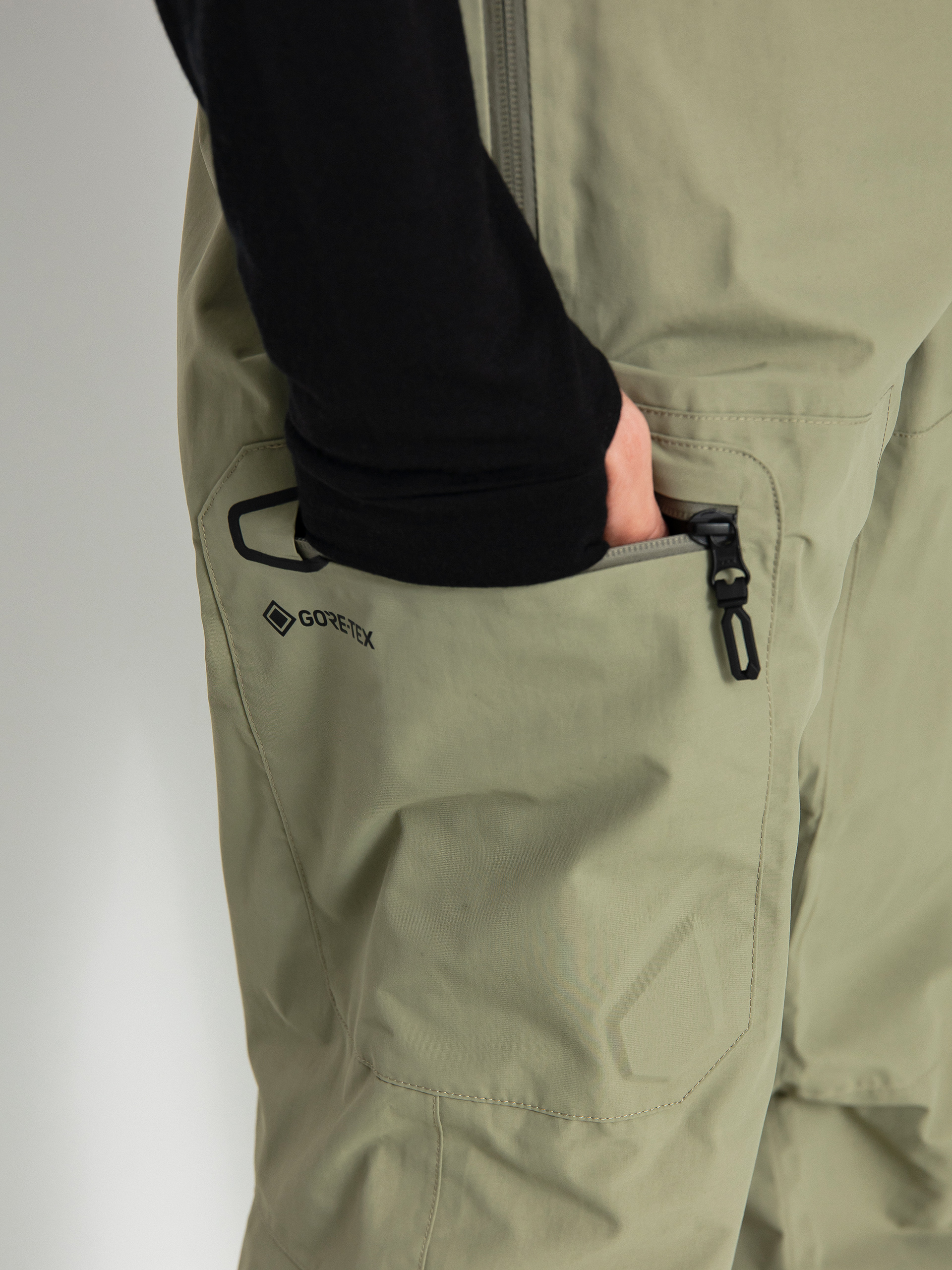 Herren Volcom L Gore Tex Snowboardhose (light military)