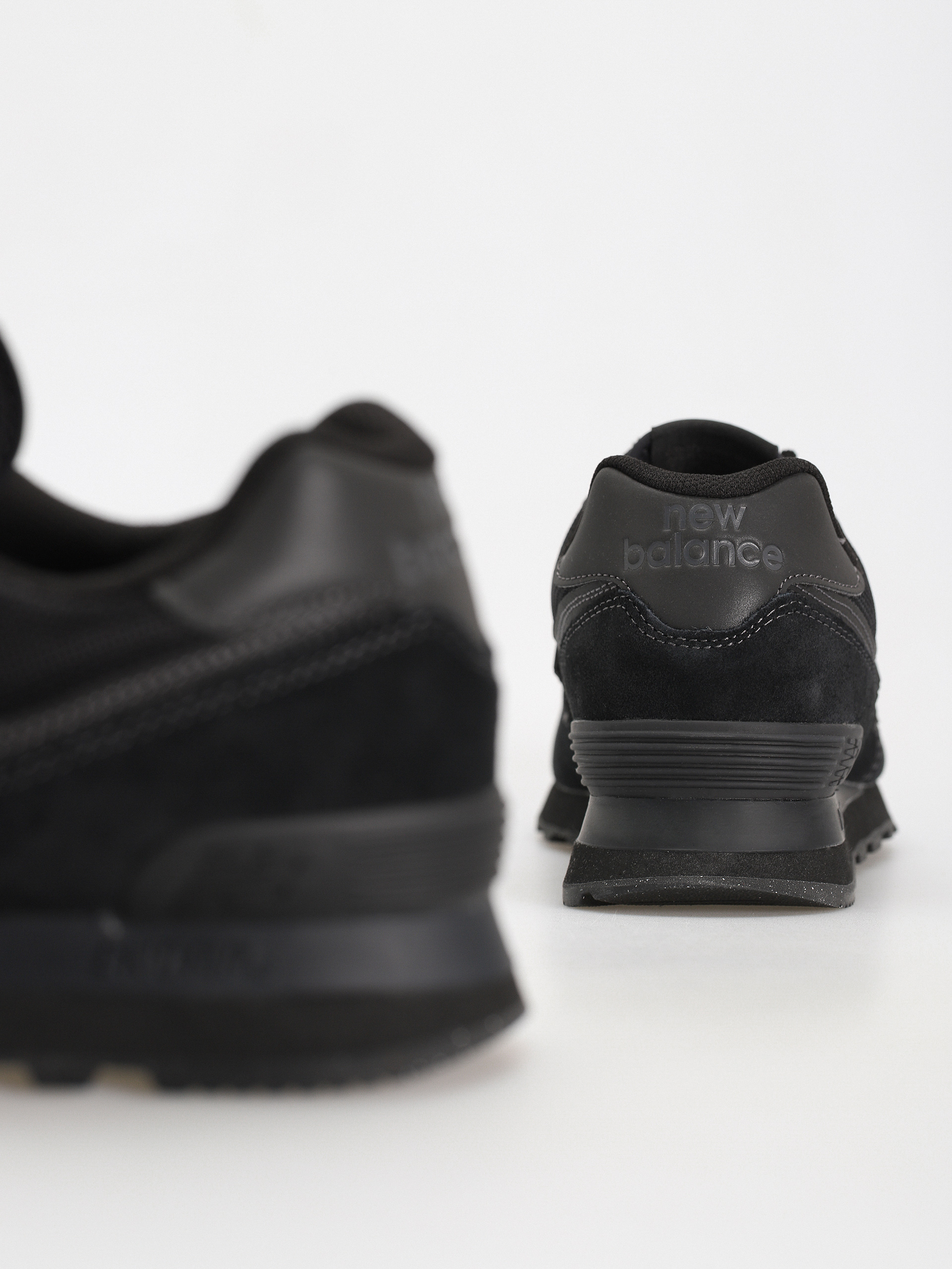 New Balance 574 Shoes (black/black/black)