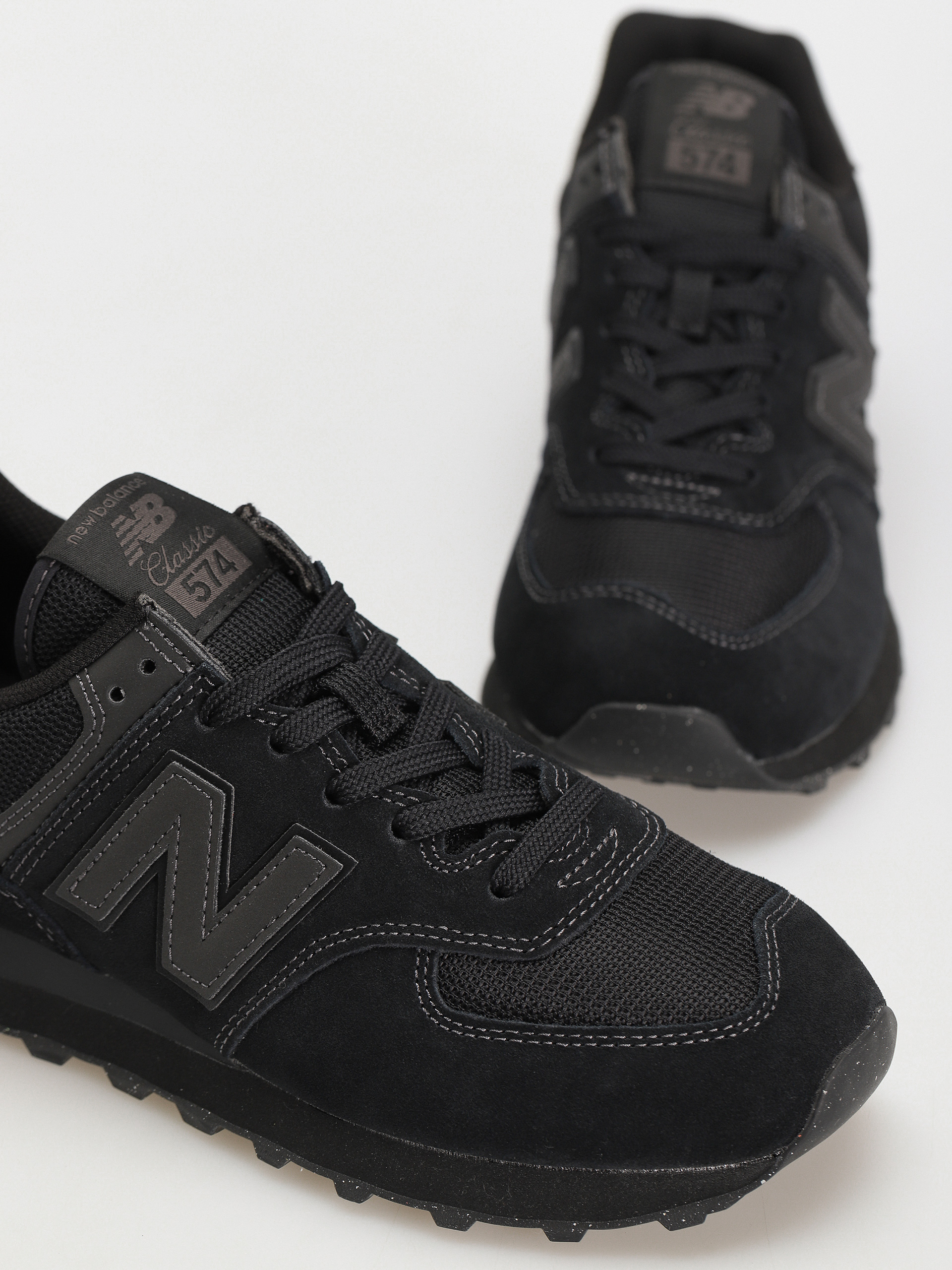New Balance 574 Shoes (black/black/black)