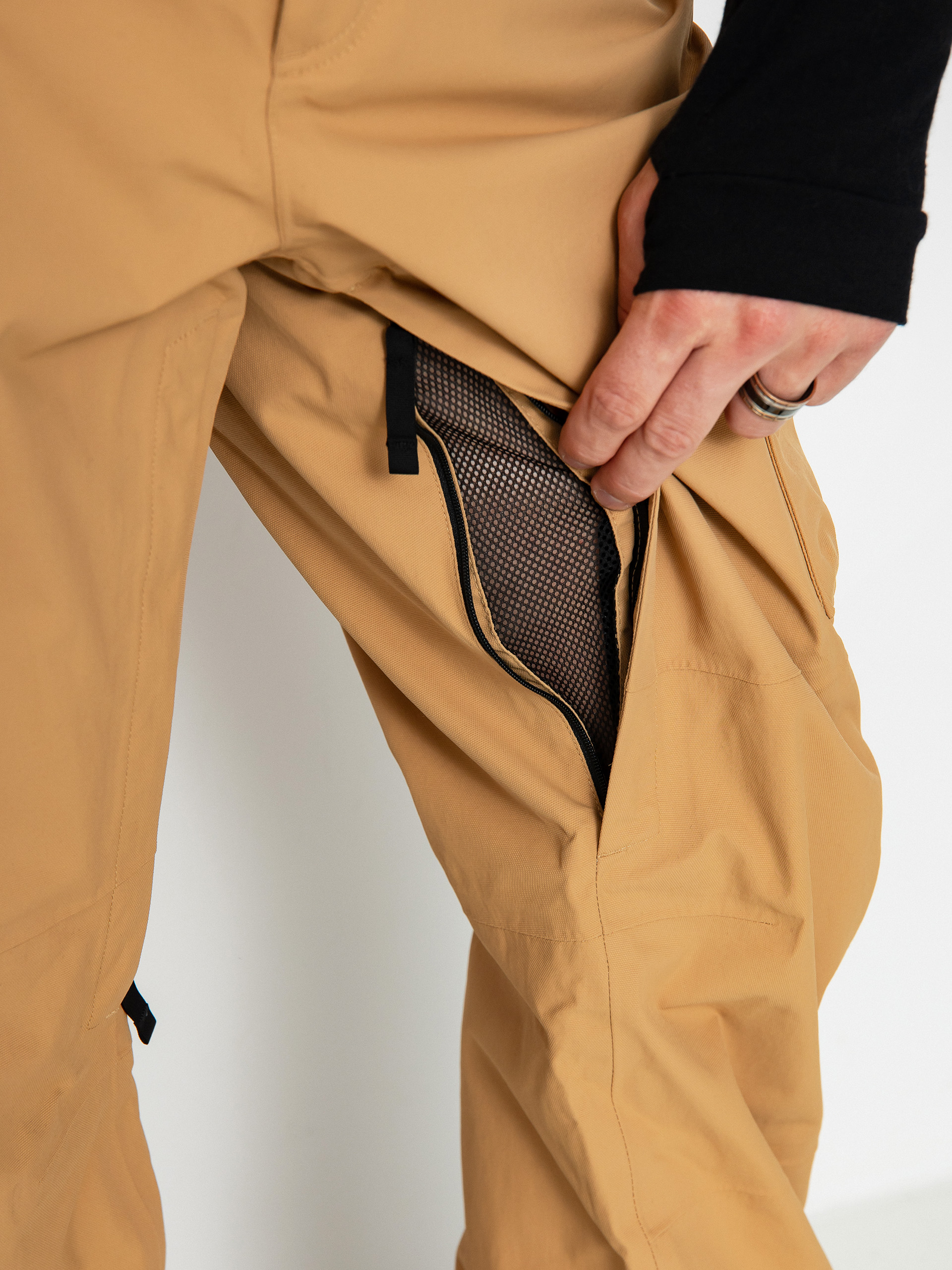 Mens The North Face Slashback Cargo Snowboard pants (almond butter)