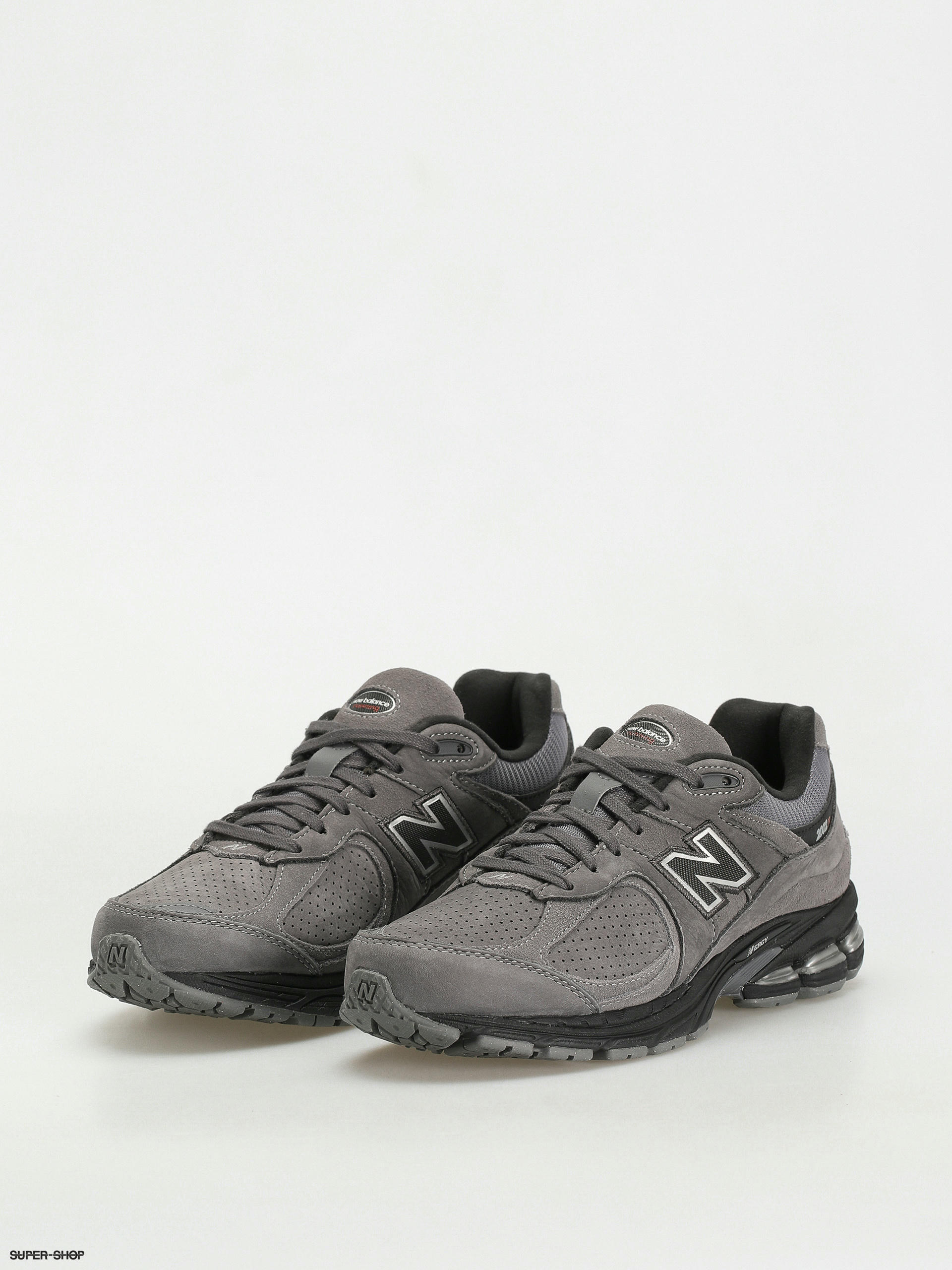 New Balance 2002 Shoes (castlerock)