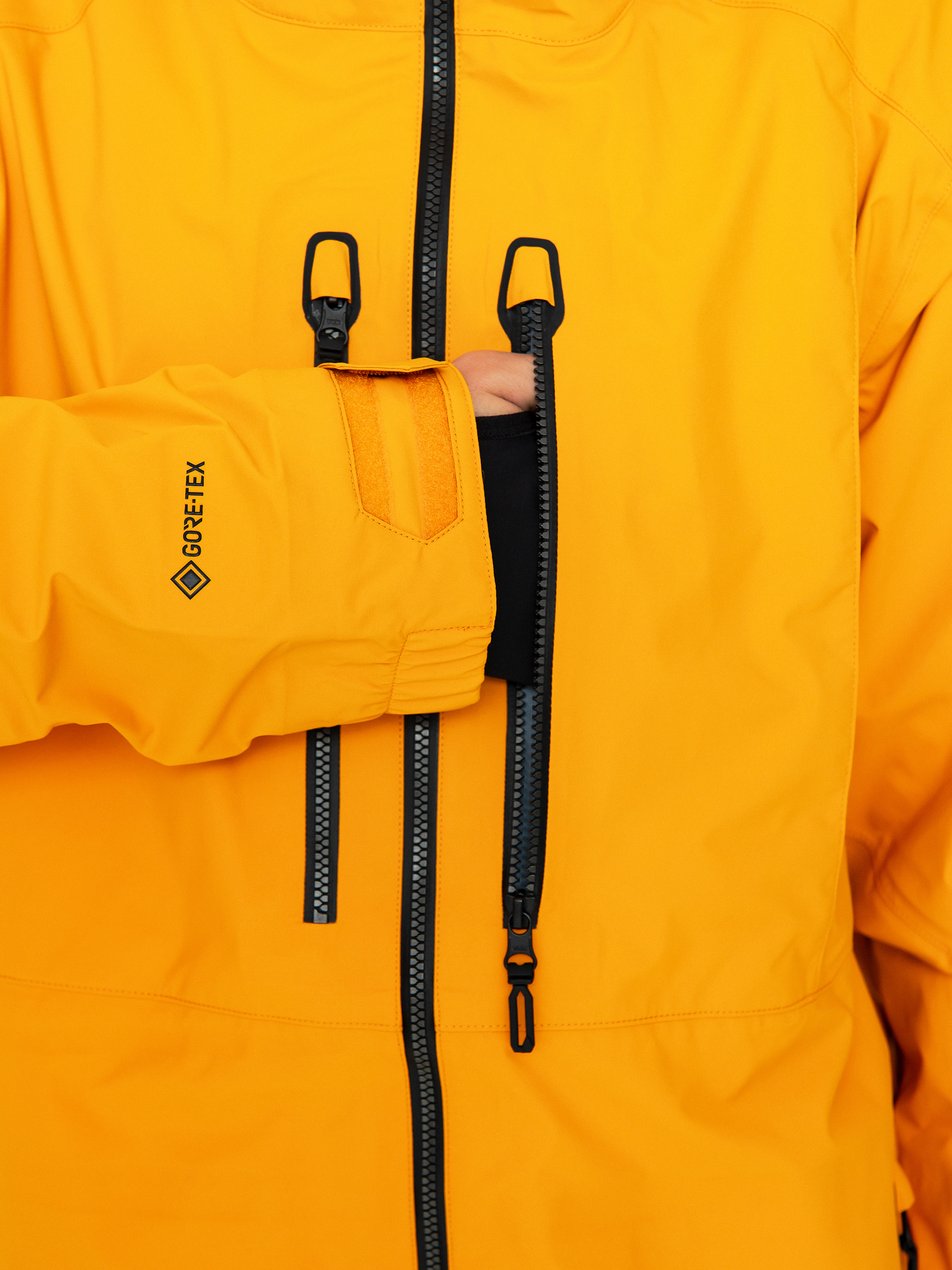 Guide Gore Tex Snowboard jacket (gold)