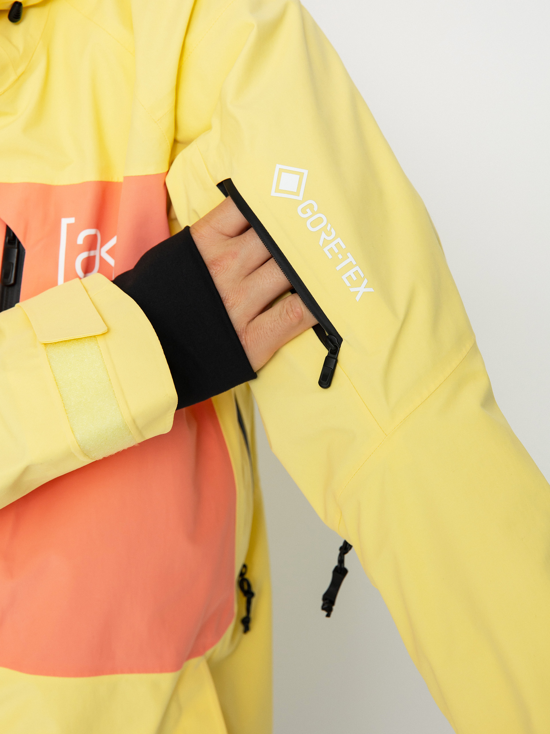 Mens Burton Ak Gore Tex Cyclic Snowboard jacket (buttermilk/reef pink)