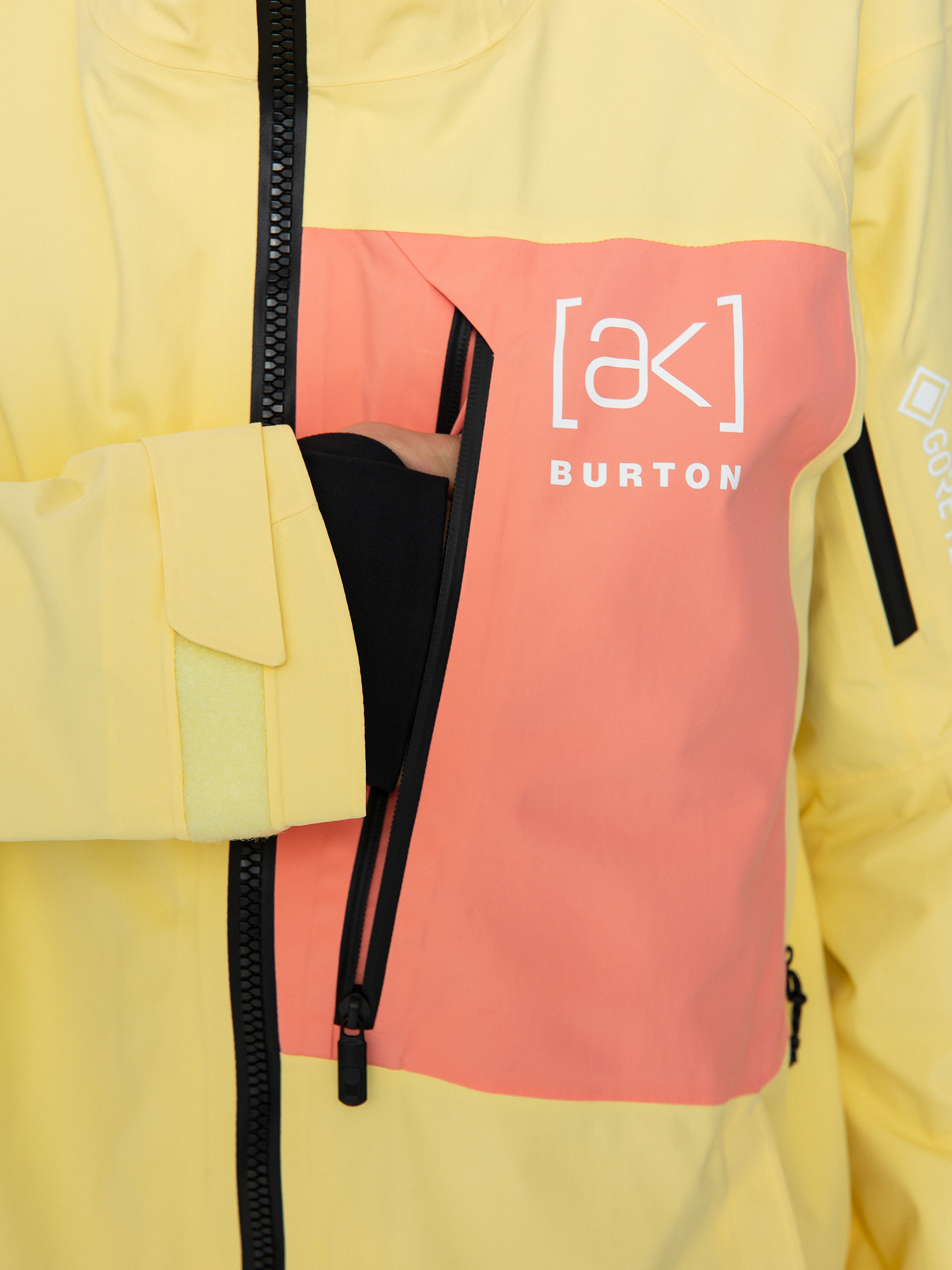 Mens Burton Ak Gore Tex Cyclic Snowboard jacket (buttermilk/reef pink)