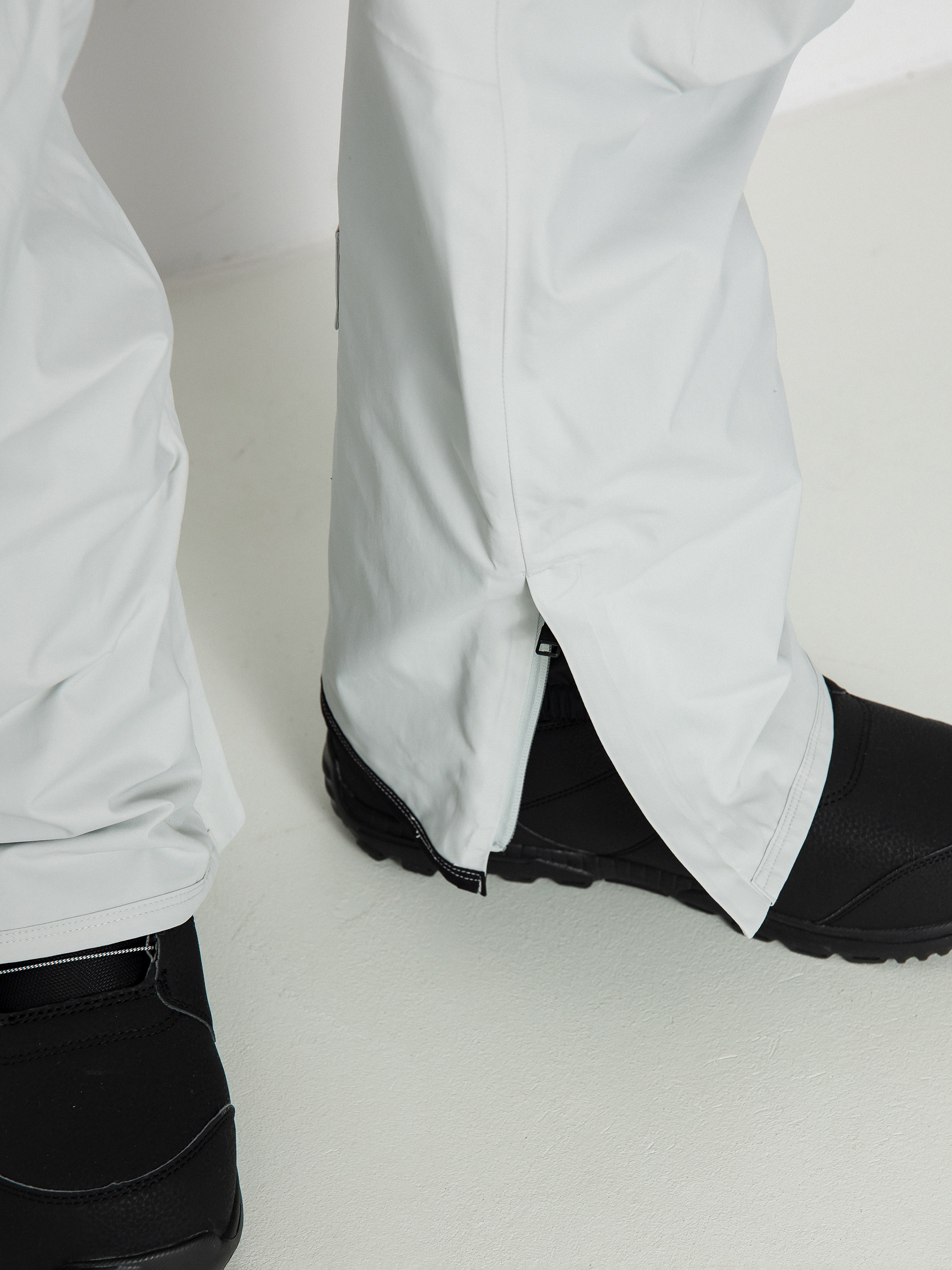 Herren Burton Ak Gore Tex Swash Snowboardhose (gray cloud)