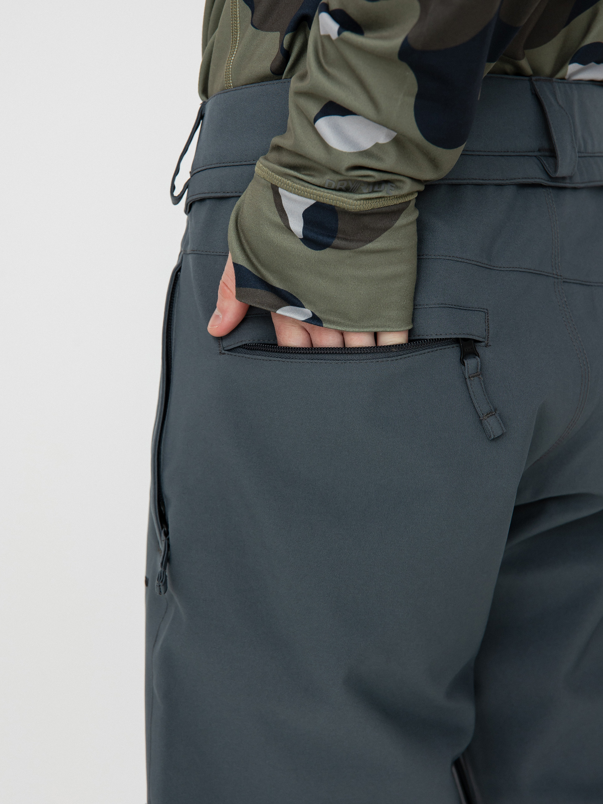 Mens Volcom Freakin Snow Chino Snowboard pants (dark grey)