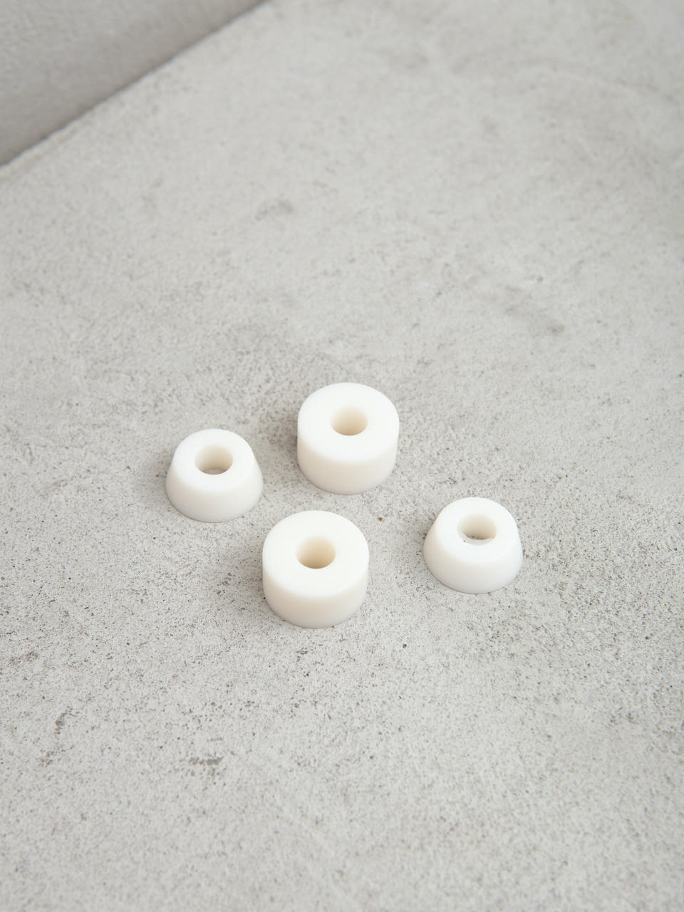 Pig Medium Bushings 91A Lenkgummis (white)