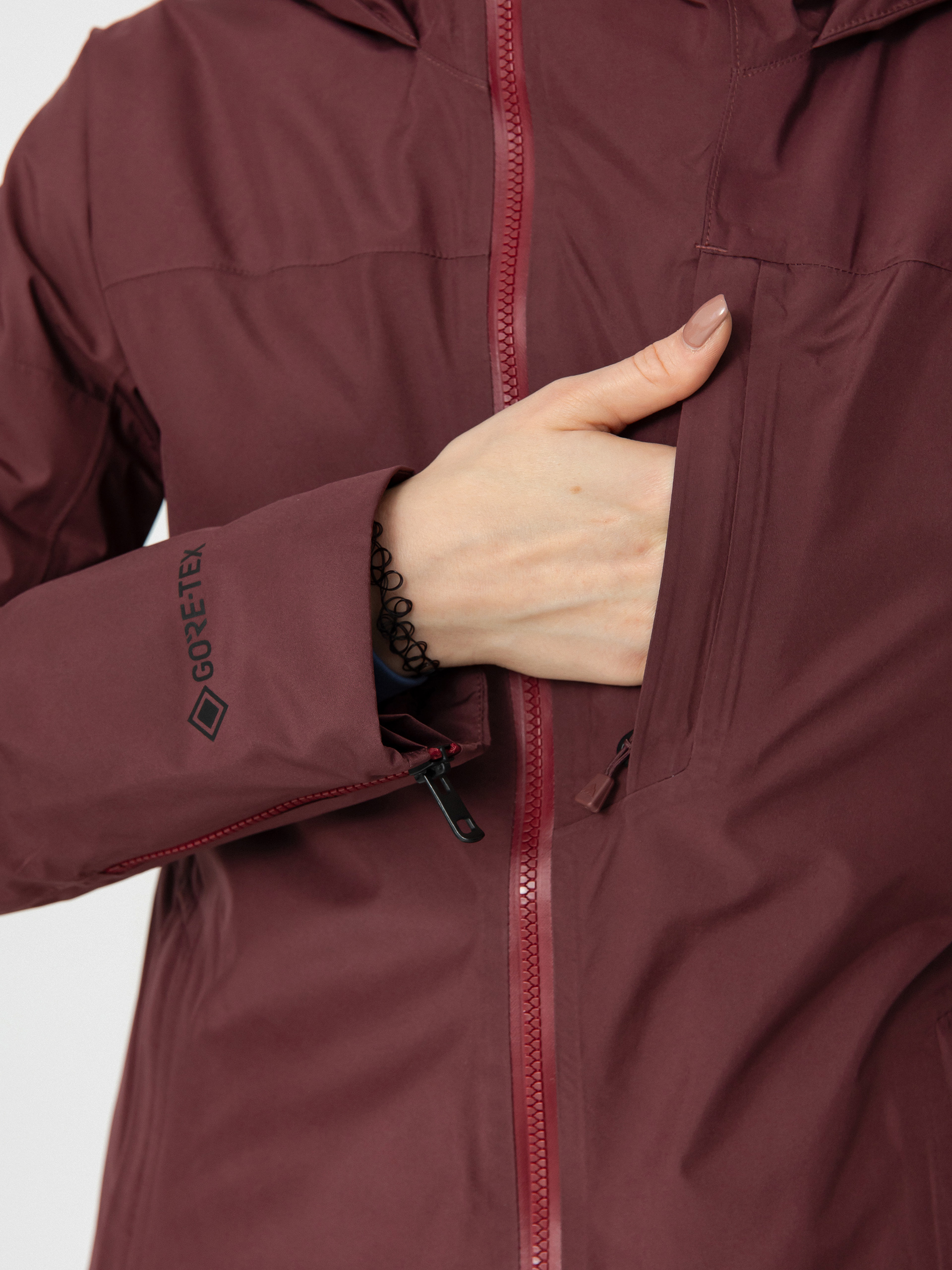 Womens Burton Pillowline Gore Tex Snowboard jacket (almandine)