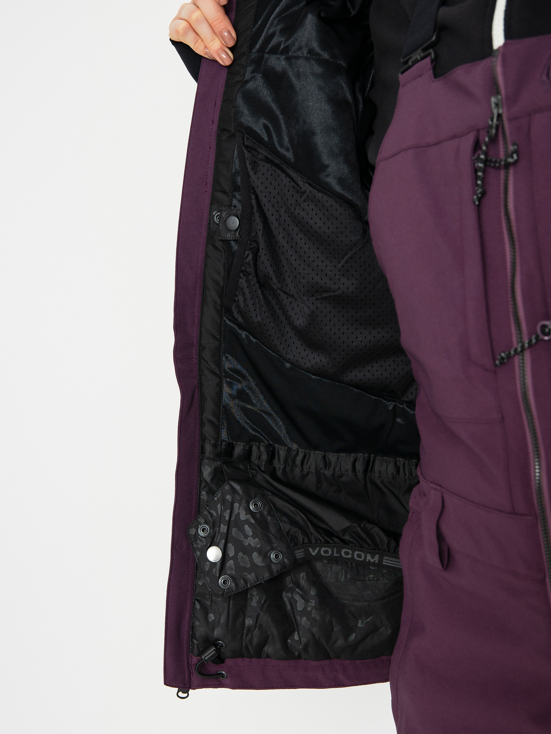 Womens Volcom Shelter 3D Stretch Snowboard jacket (blackberry)