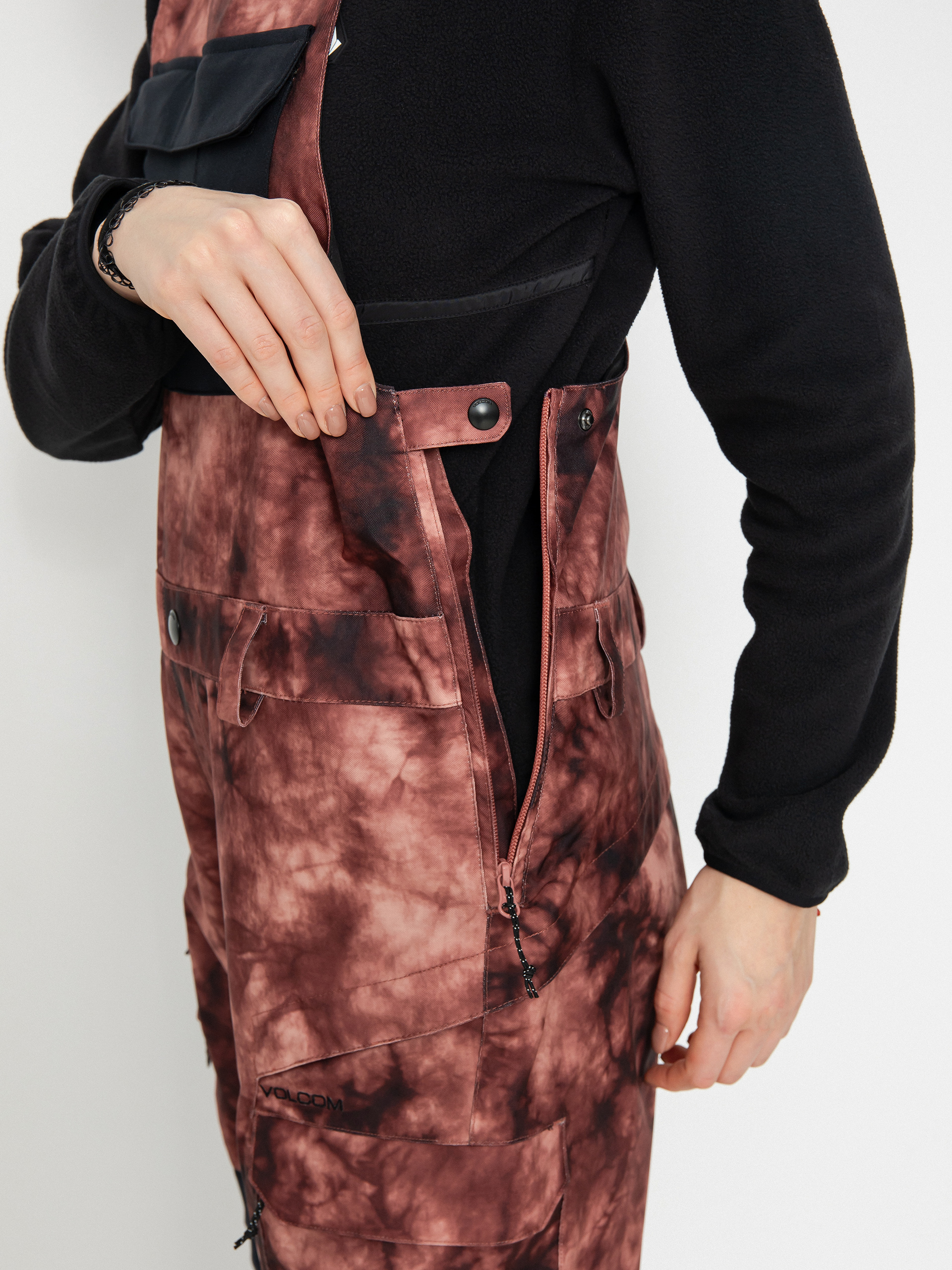 Womens Volcom Creston 3Dstretch Bib Overall Snowboard pants (pink salt wash)