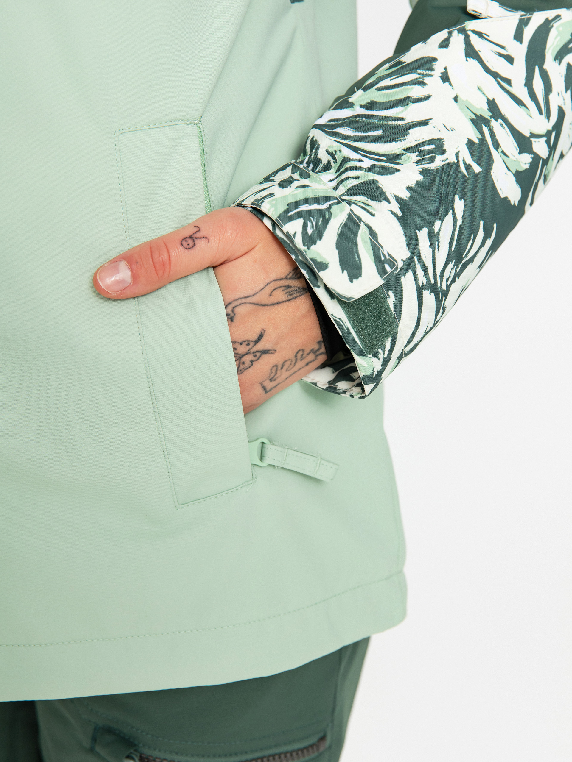 Womens Roxy Jetty Block Snowboard jacket (dark forest wild)