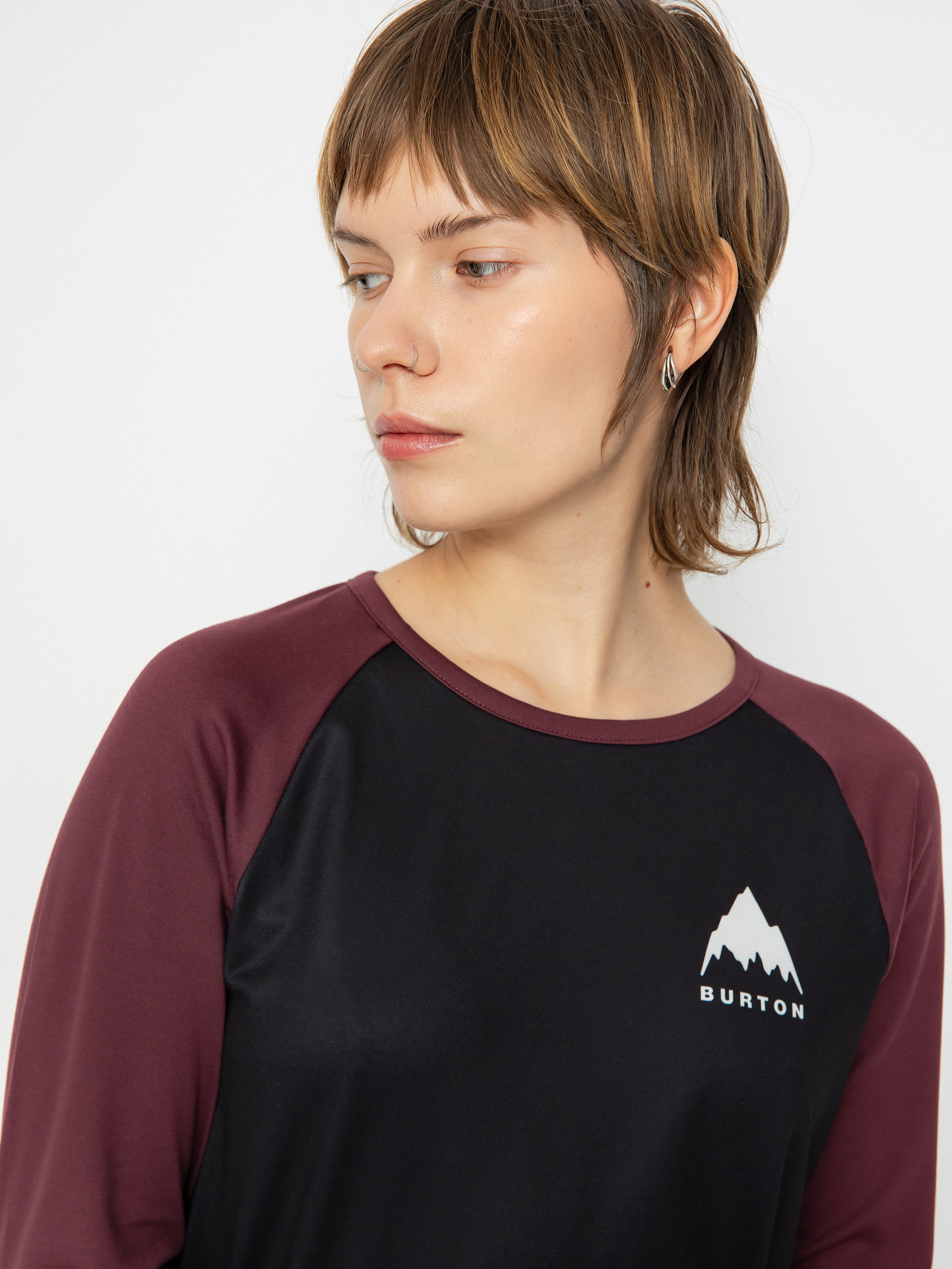 Womens Burton Roadie Base Layer Tech Longsleeve (true black/almandine)