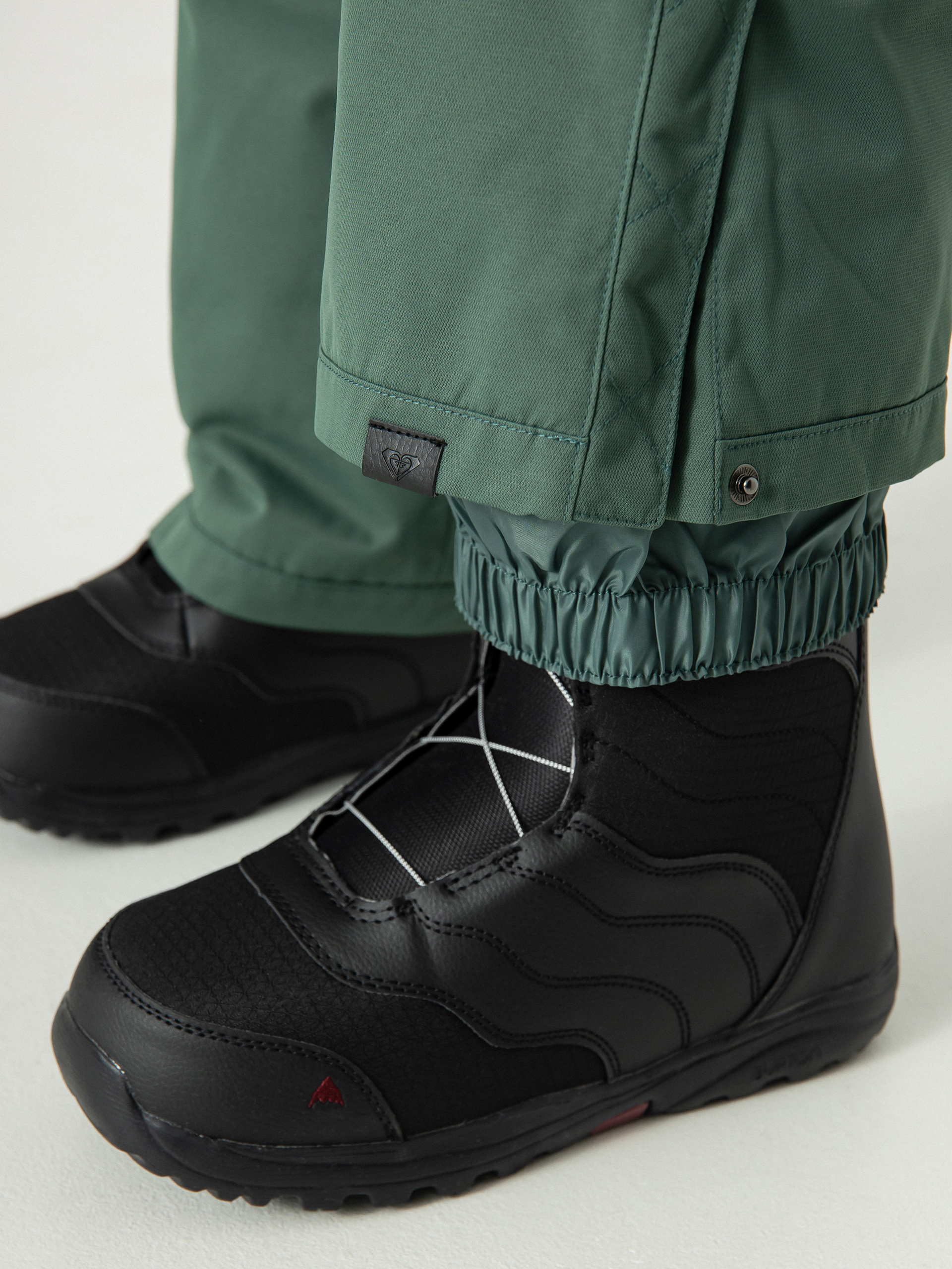 Damen Roxy Nadia Snowboardhose (dark forest)