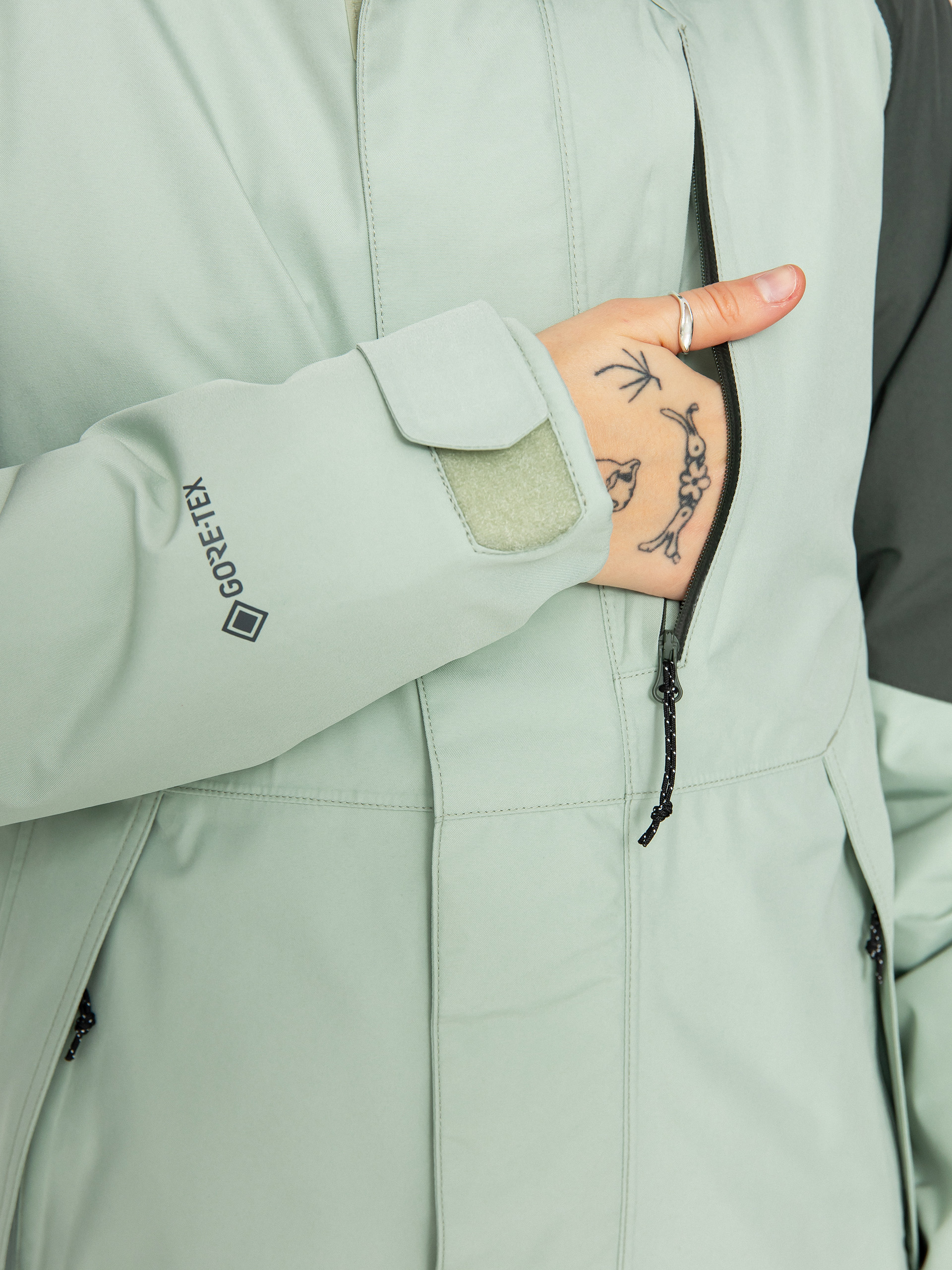 Damen Volcom V.Co Aris Ins Gore Snowboardjacke (sage frost)