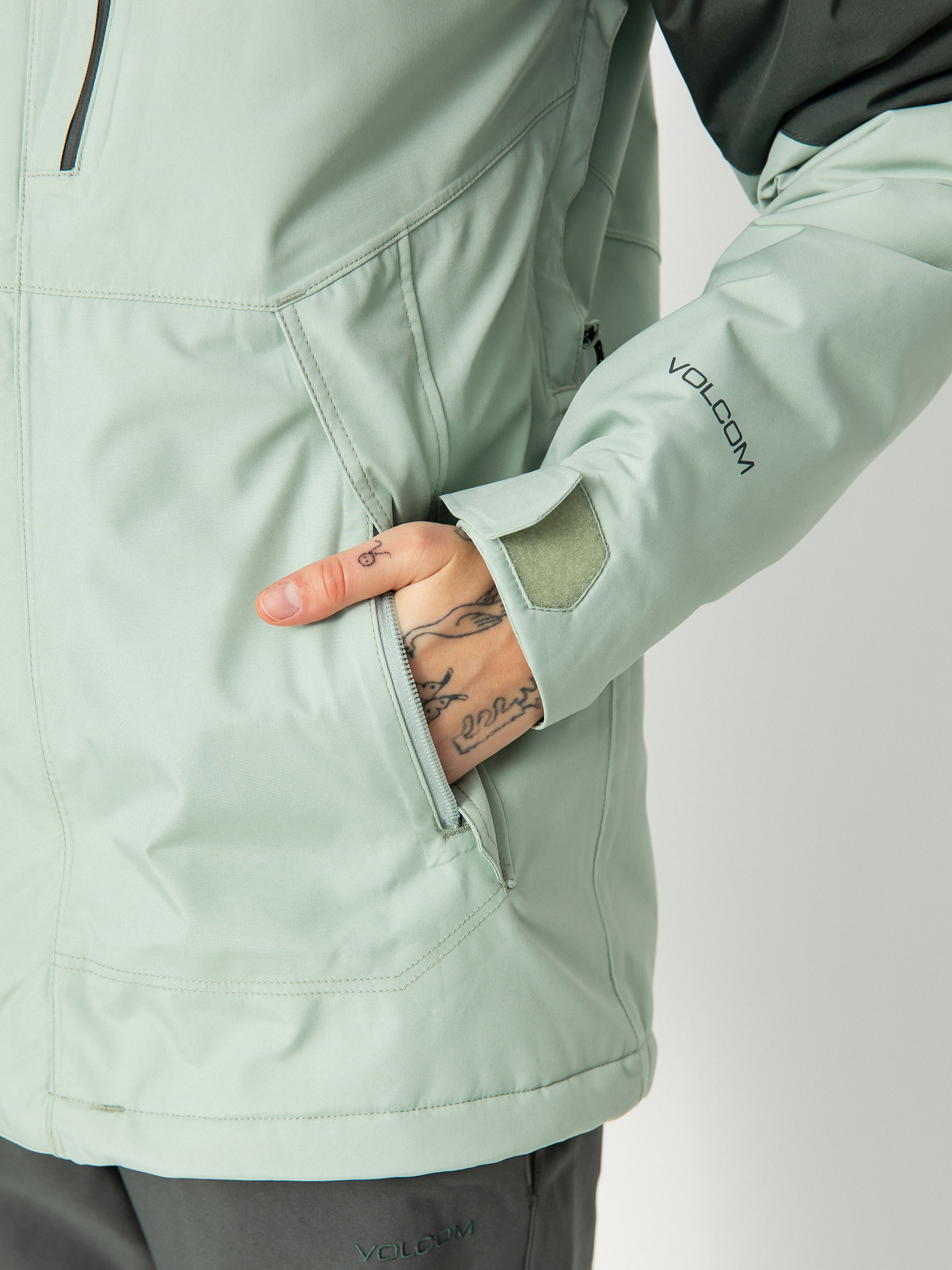 Damen Volcom V.Co Aris Ins Gore Snowboardjacke (sage frost)