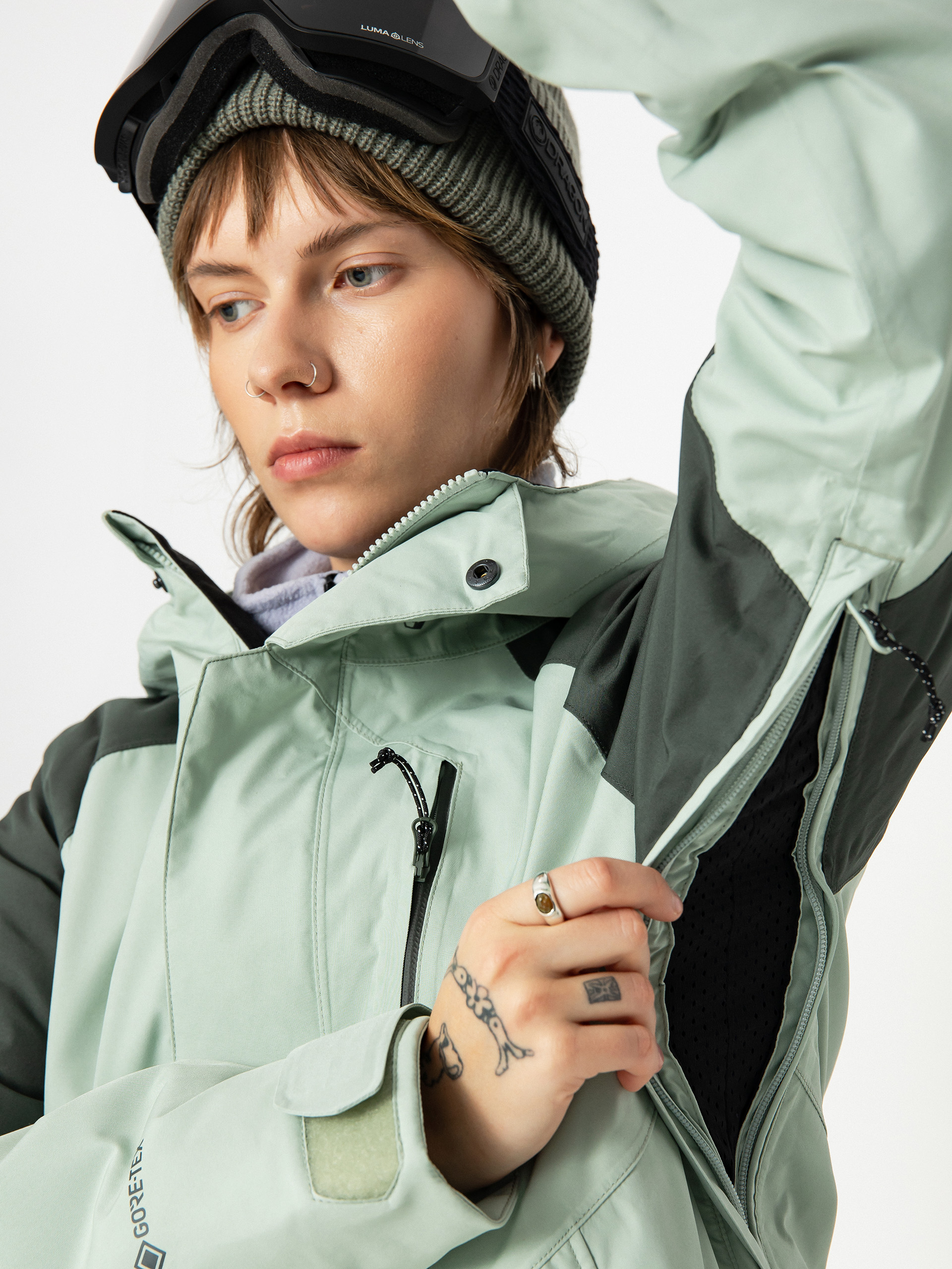 Damen Volcom V.Co Aris Ins Gore Snowboardjacke (sage frost)