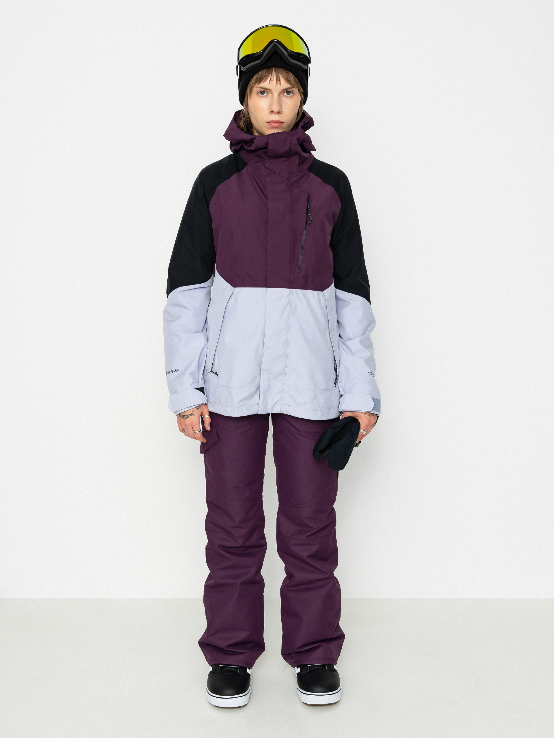 VOLCOM V.CO ARIS GORE-TEXJACKET　24-25 /ボルコム　レディースゴア　ジャケット　GORE-TEX 2LAYER 2025　VOLCOM JAPAN正規品　H0652502　女性用 Volcom  Aris Gore Tex Snowboard jacket Wmn - violet (blackberry)