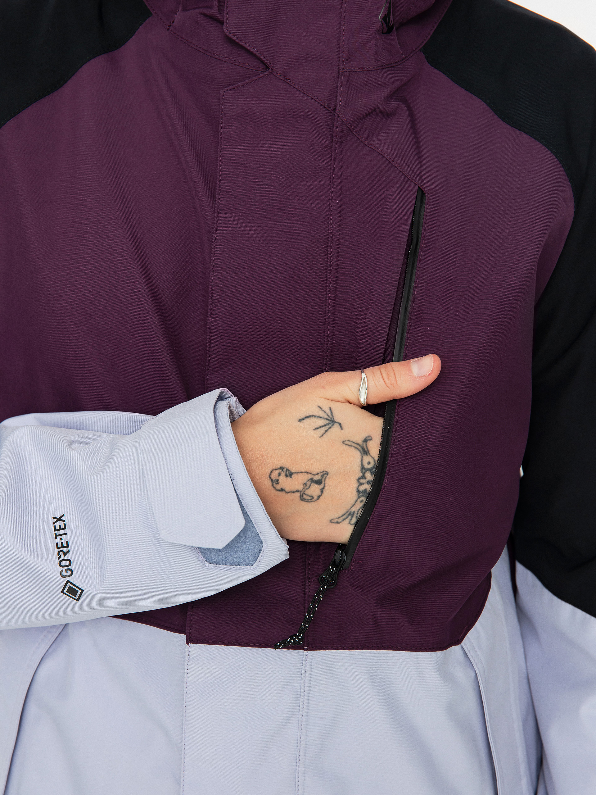 Womens Volcom V.Co Aris Gore Tex Snowboard jacket (blackberry)