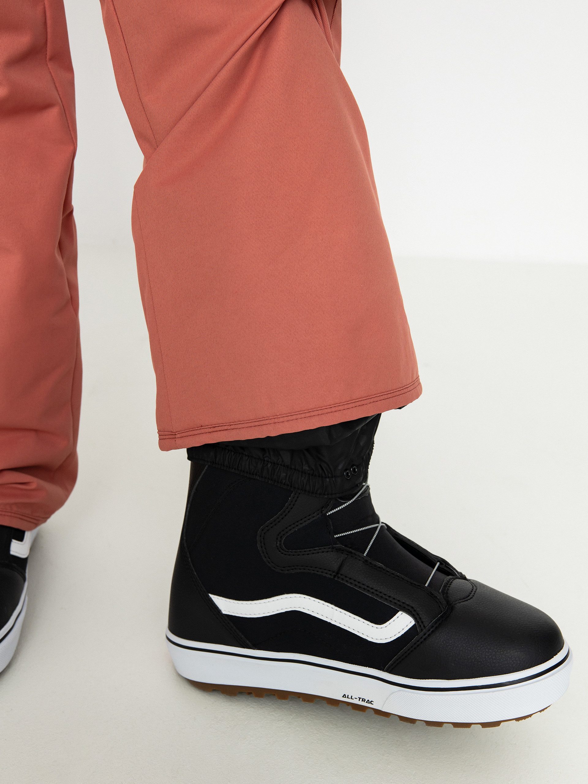 Womens Volcom Frochickie Ins Snowboard pants (earth pink)