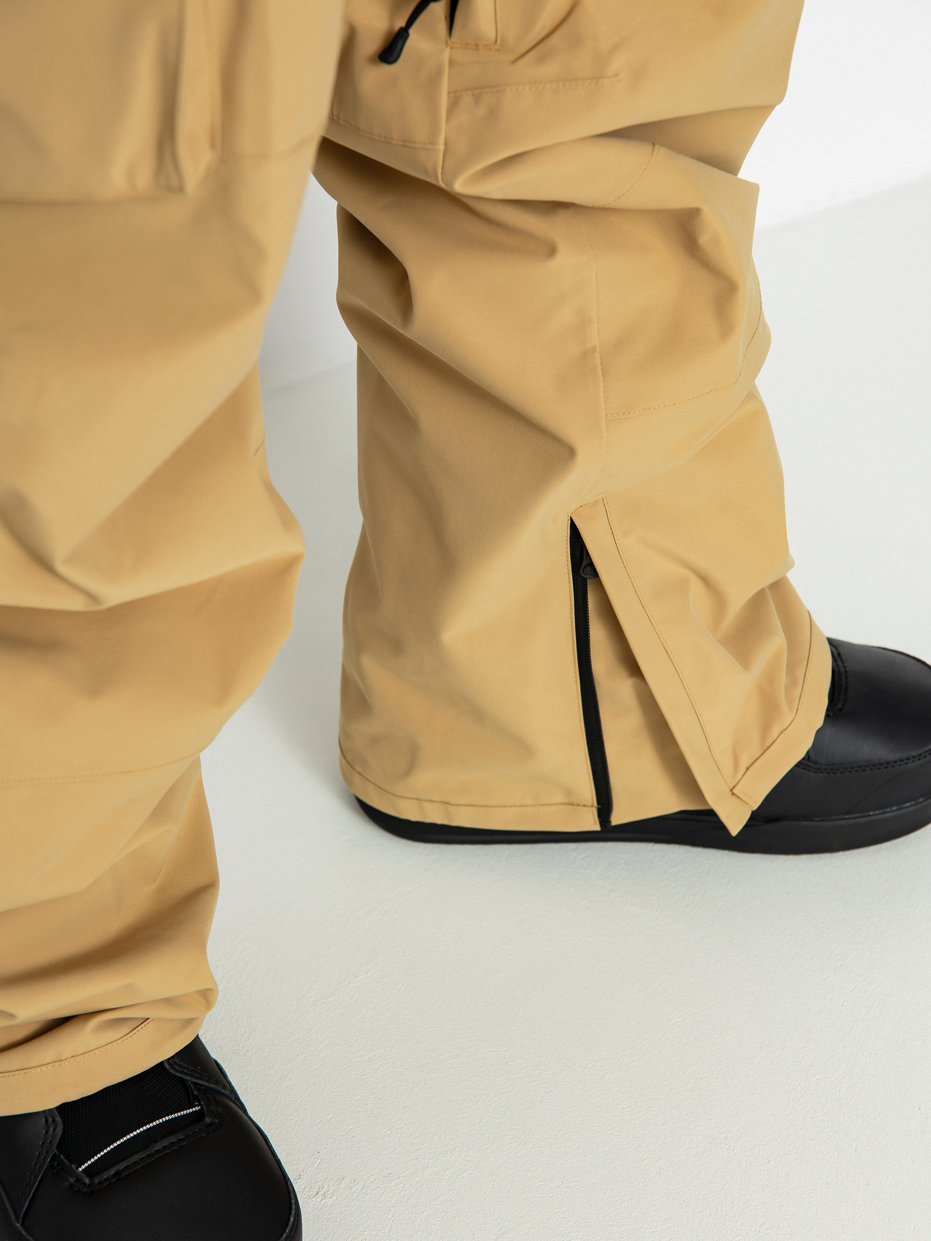 Mens ThirtyTwo Blahzay Cargo Snowboard pants (khaki)