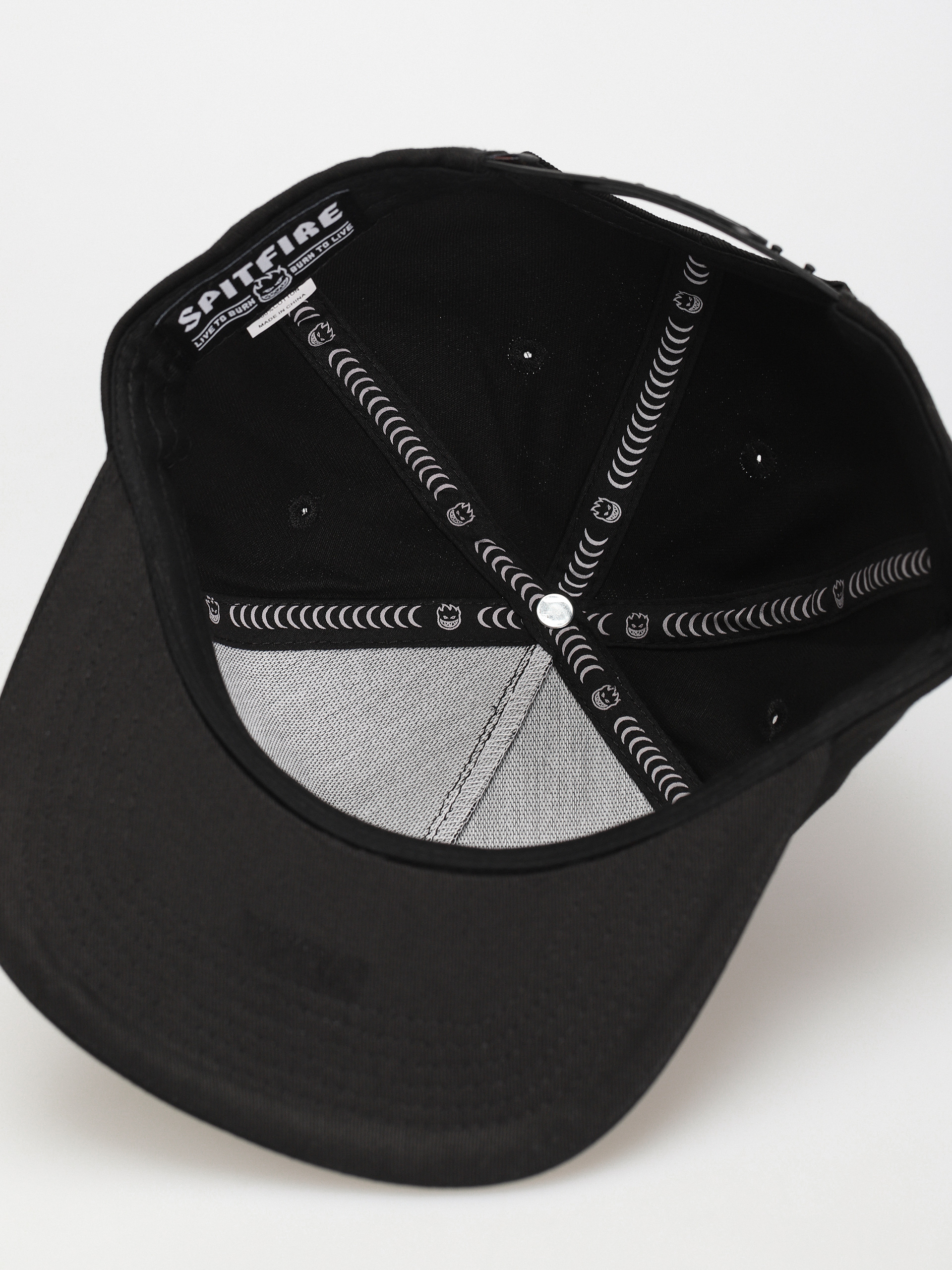 Spitfire Hell Hound Scrpt Cap (black)