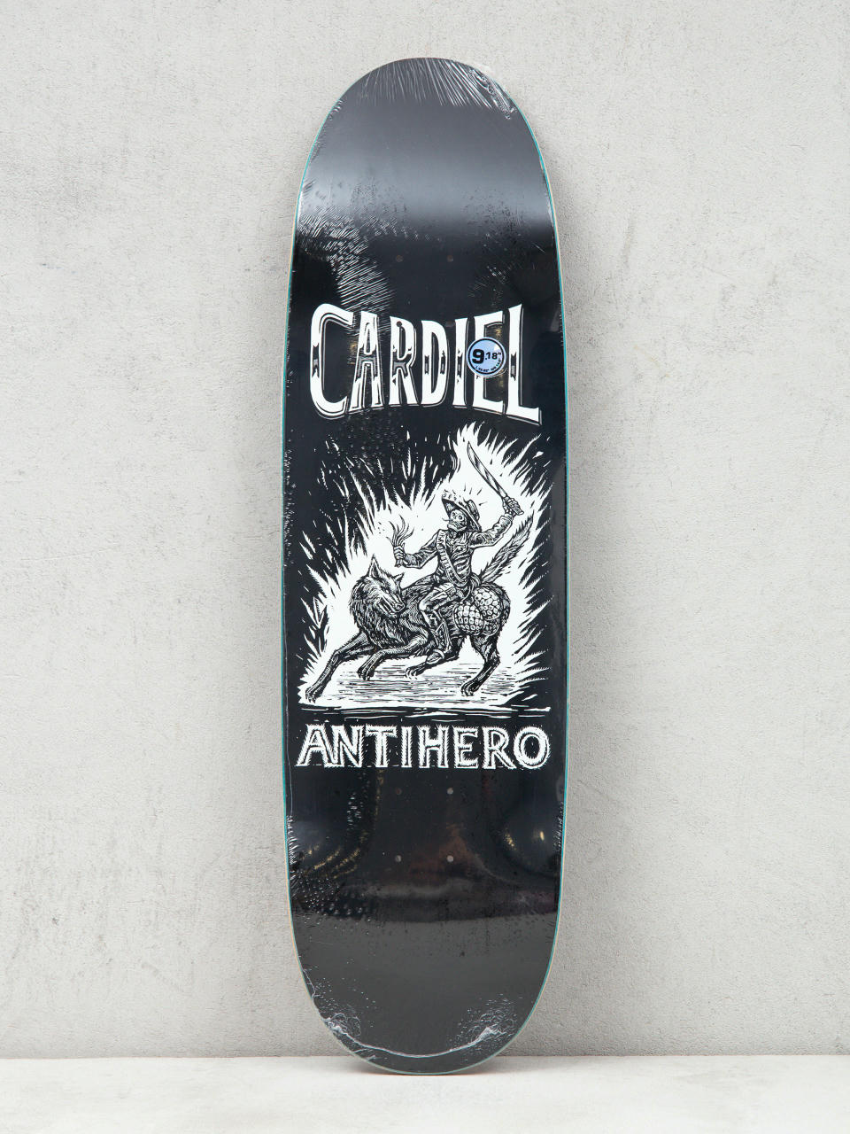 Antihero Cardiel Mezcarelo Deck (black/white)