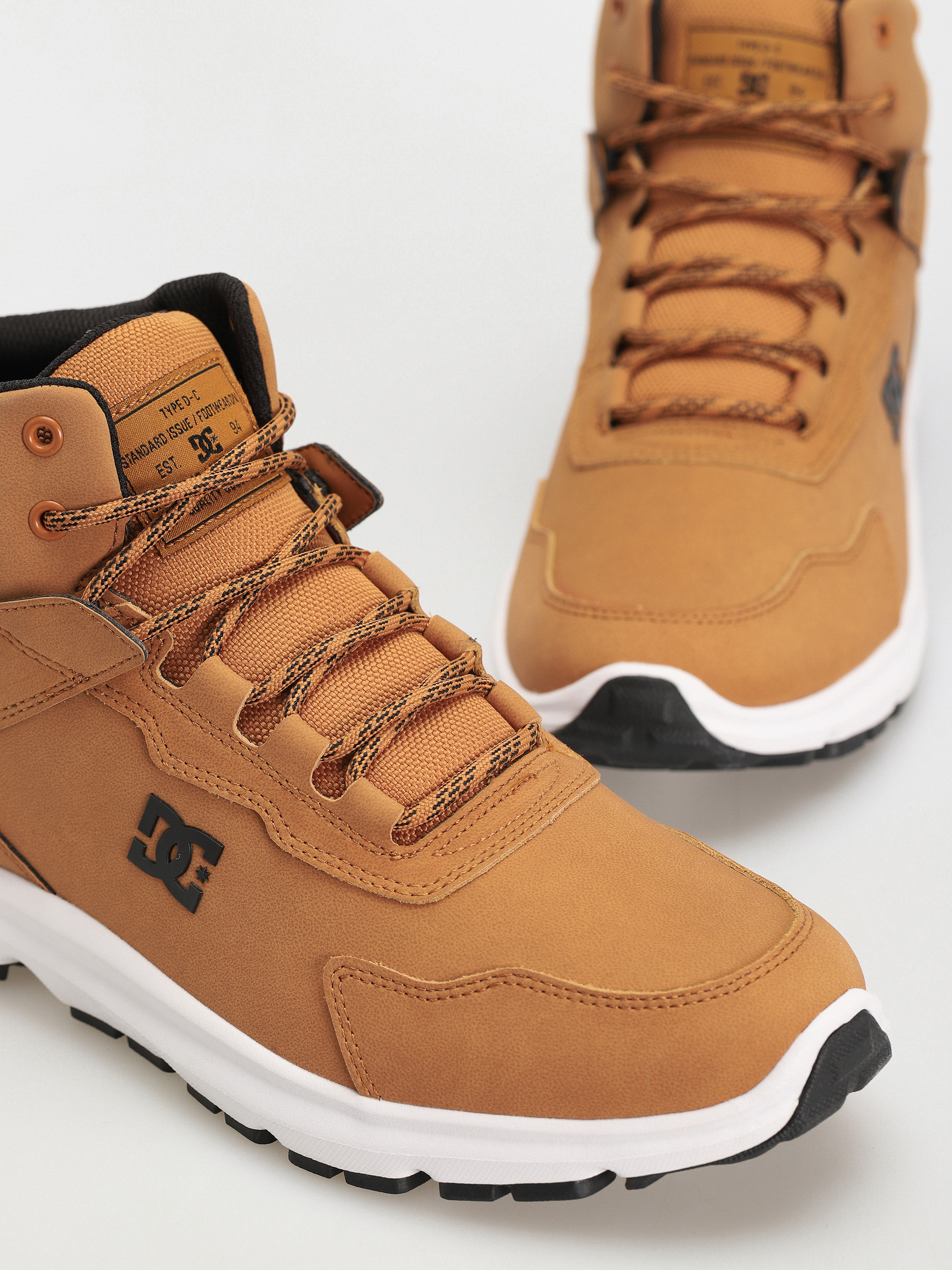 DC Mutiny Wr Shoes (wheat/black)