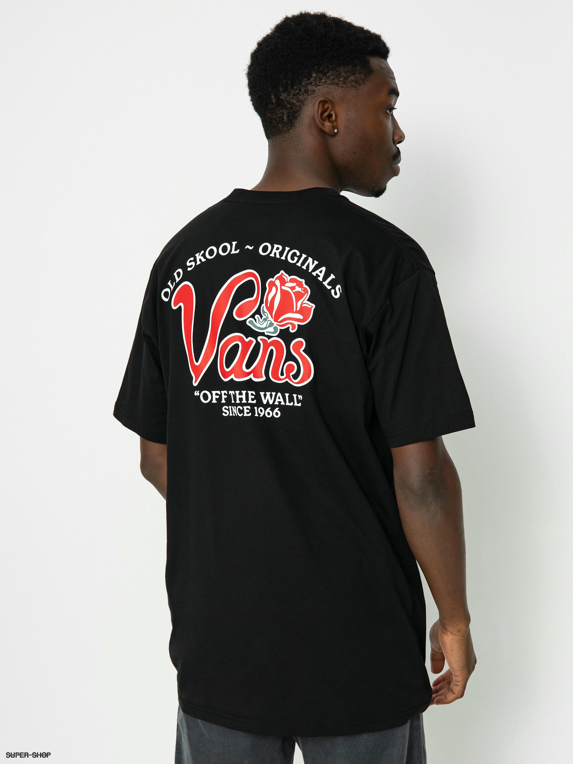 Black vans on sale t shirt