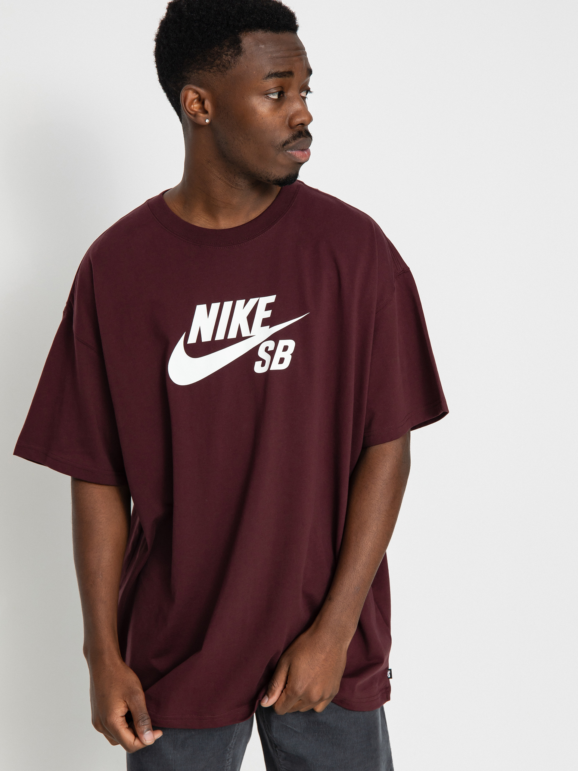 Nike SB Logo HBR T-Shirt (burgundy crush/white)