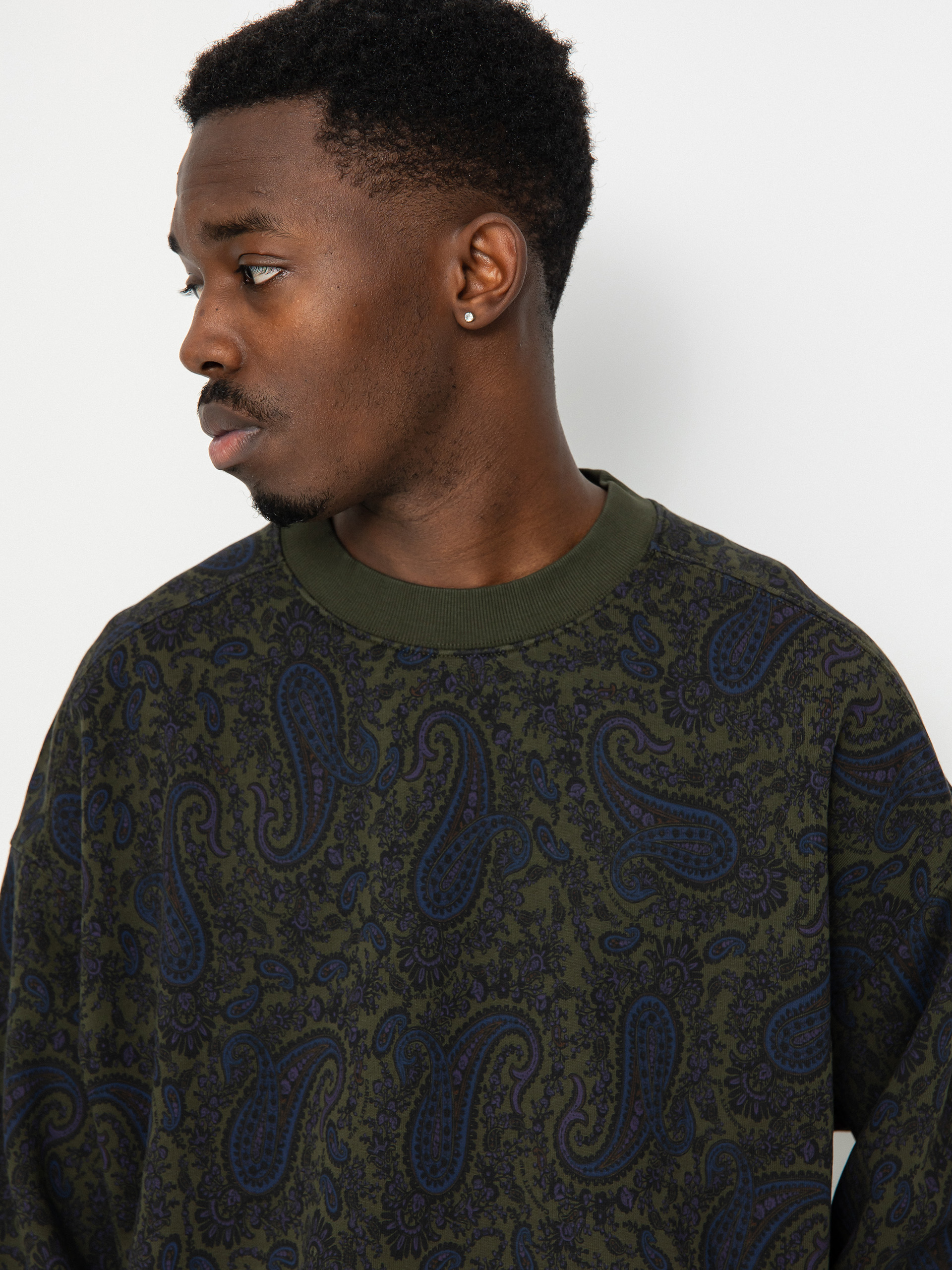 Carhartt WIP Paisley Sweatshirt (paisley print plant)
