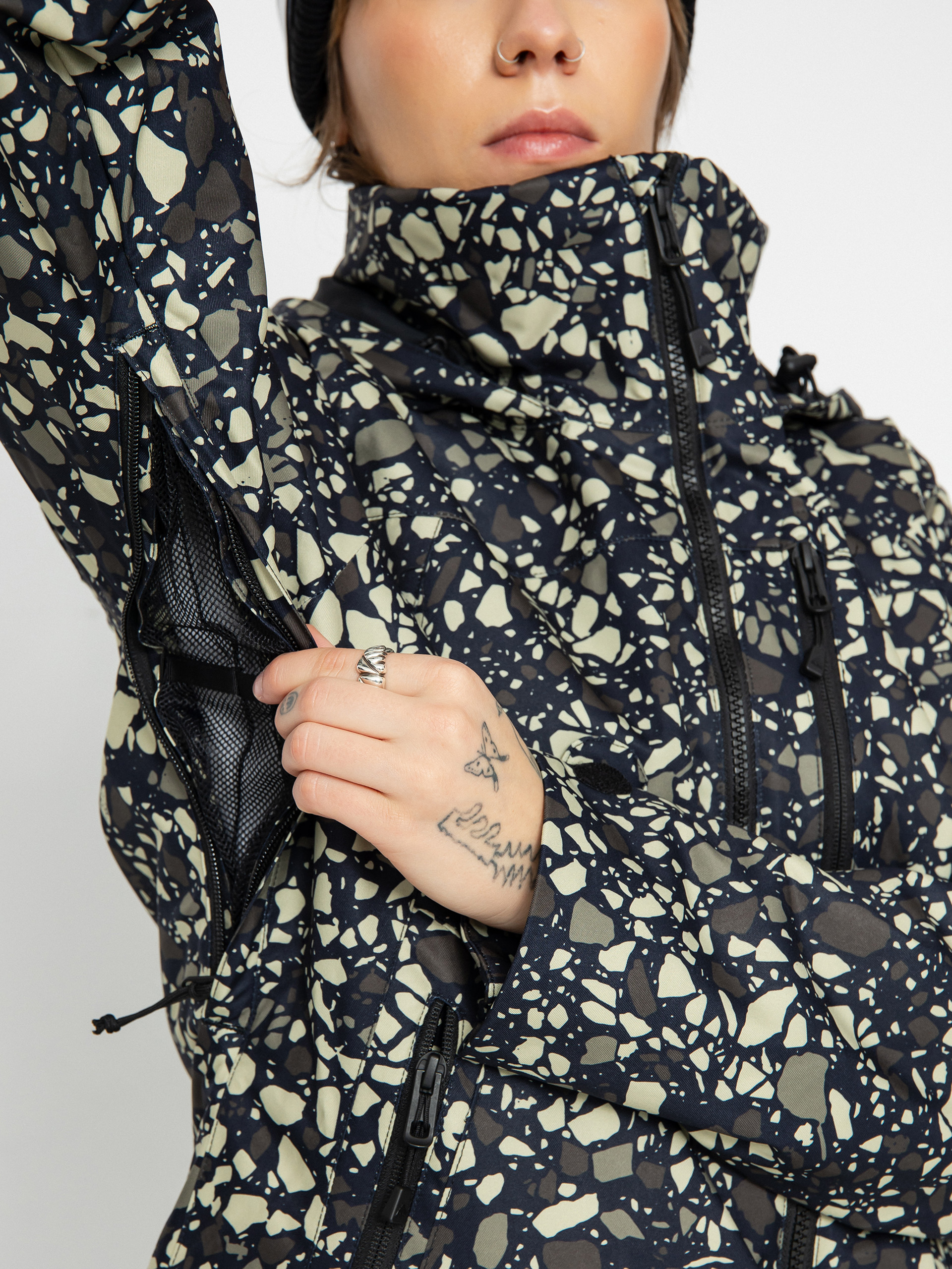 Womens Burton Lelah Snowboard jacket (sediment)