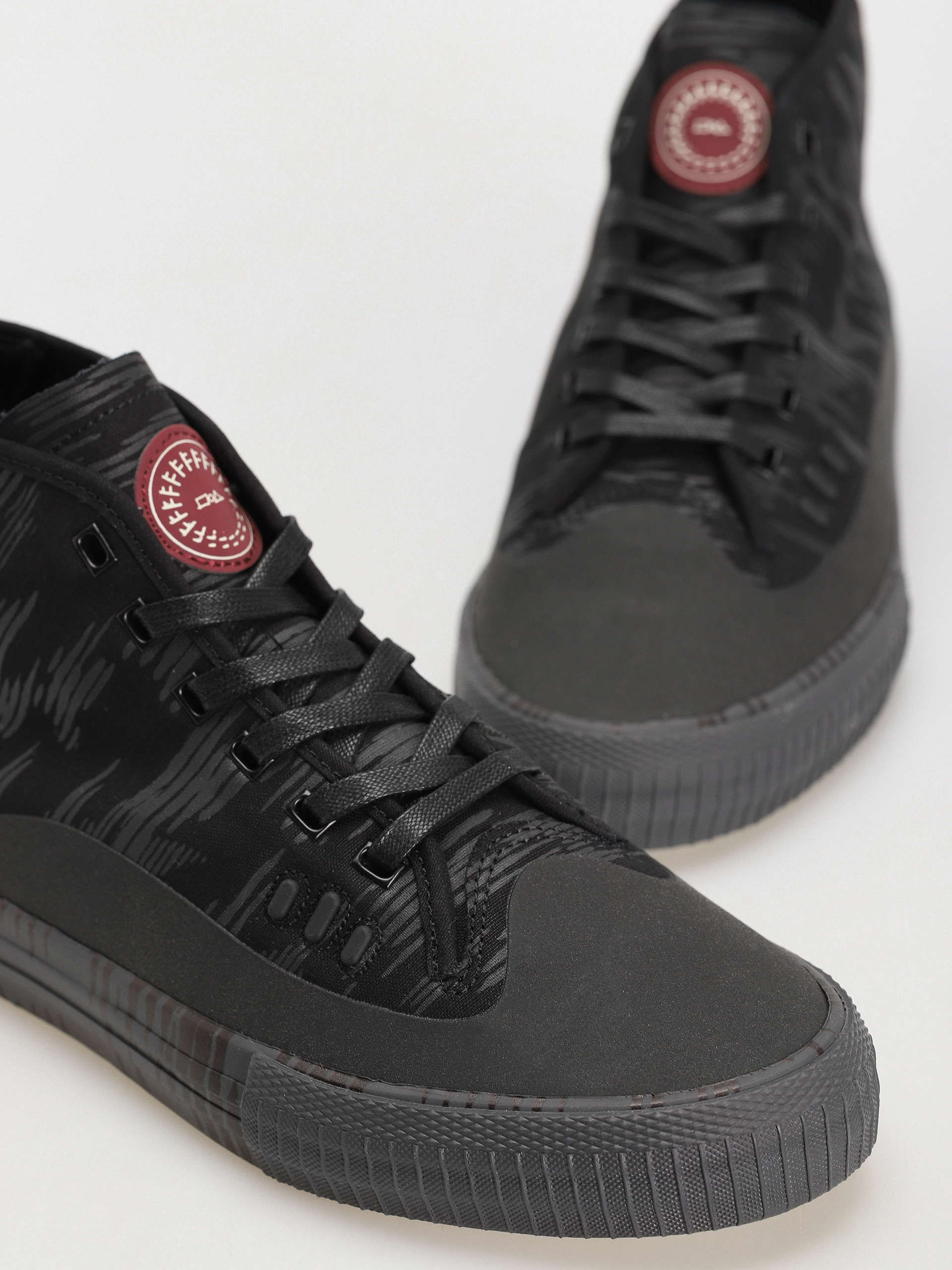 Globe Gillette Mid Schuhe (graphite/former)