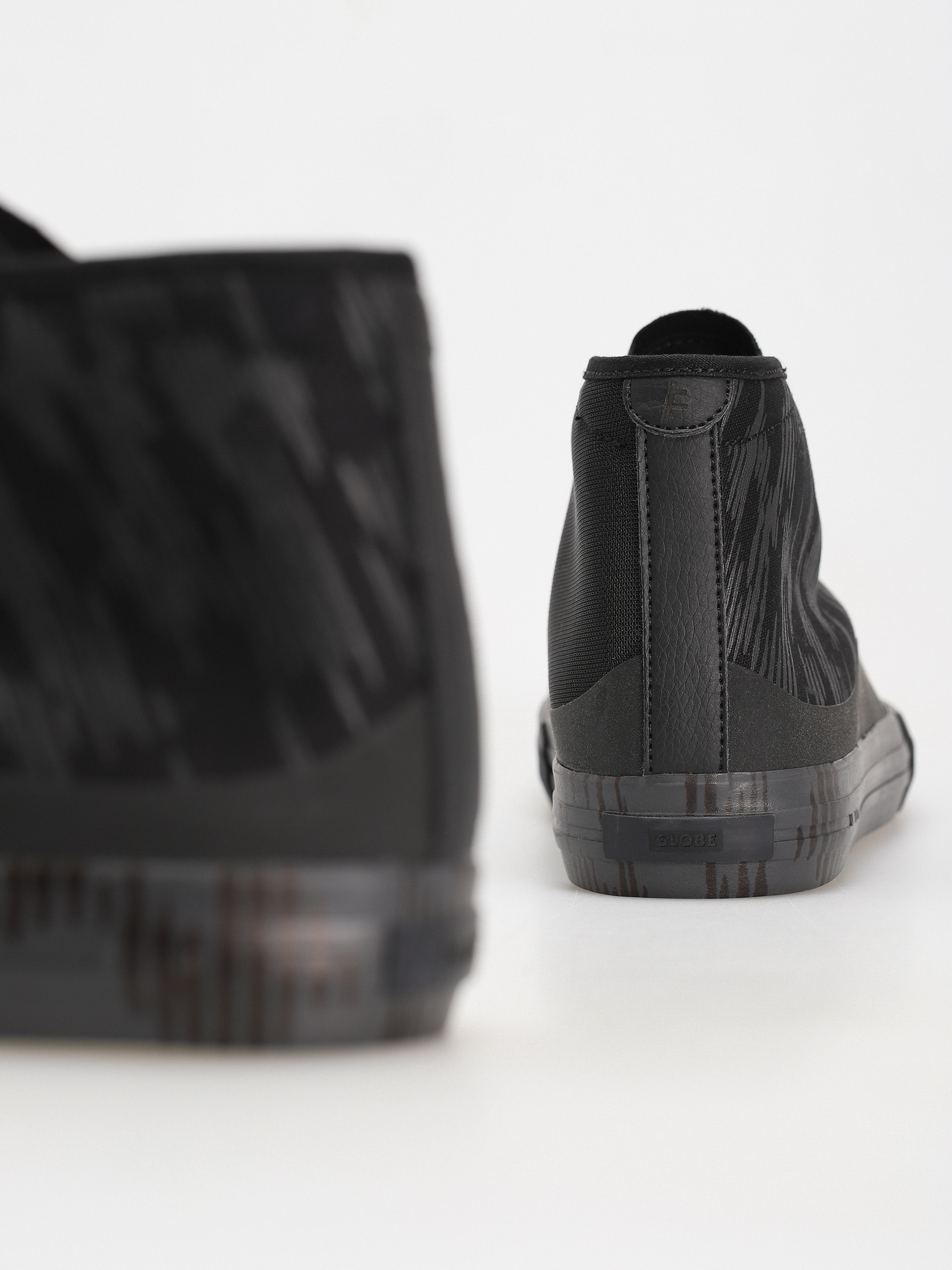 Globe Gillette Mid Schuhe (graphite/former)