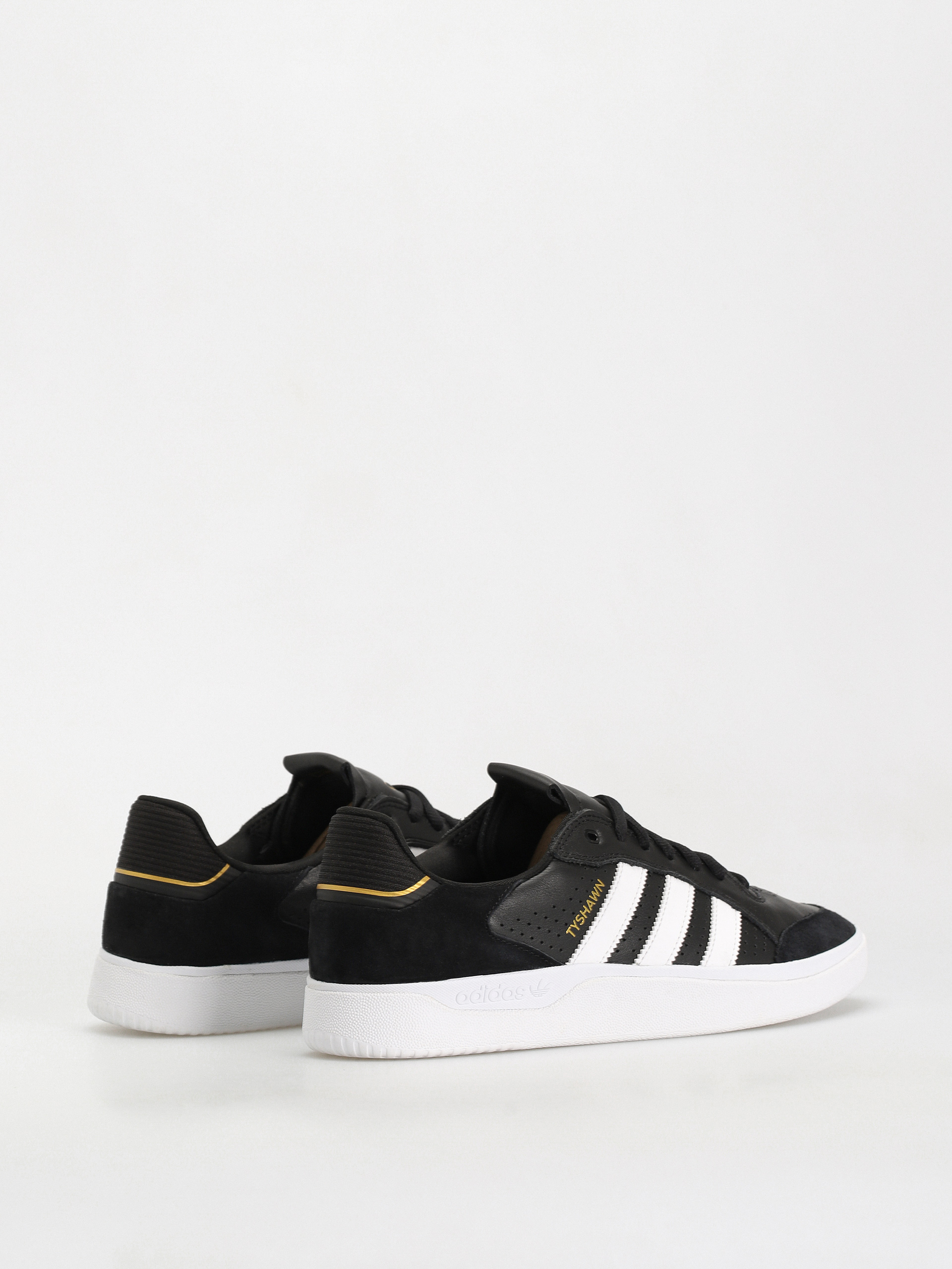 adidas Tyshawn Low Shoes (cblack/ftwwht/goldmt)