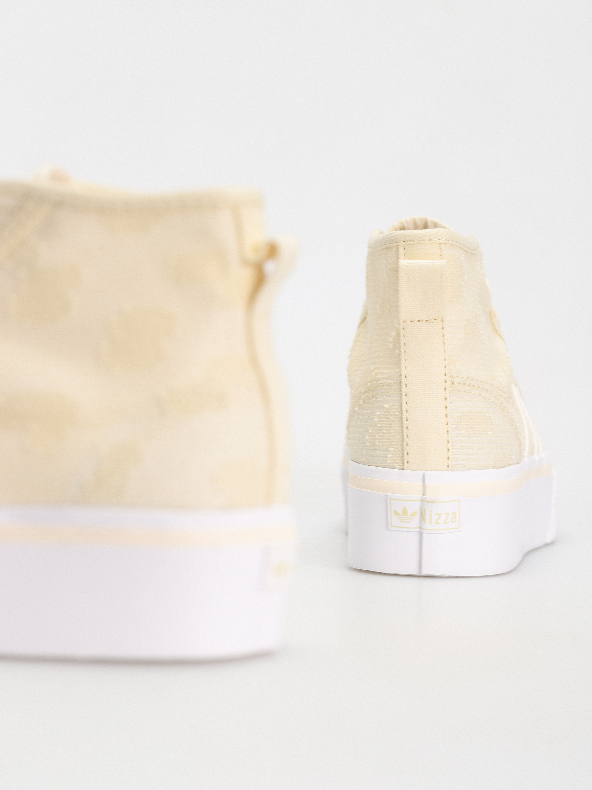 adidas Originals Nizza Platform Mid Shoes Wmn (cwhite/cwhite/ftwwht)