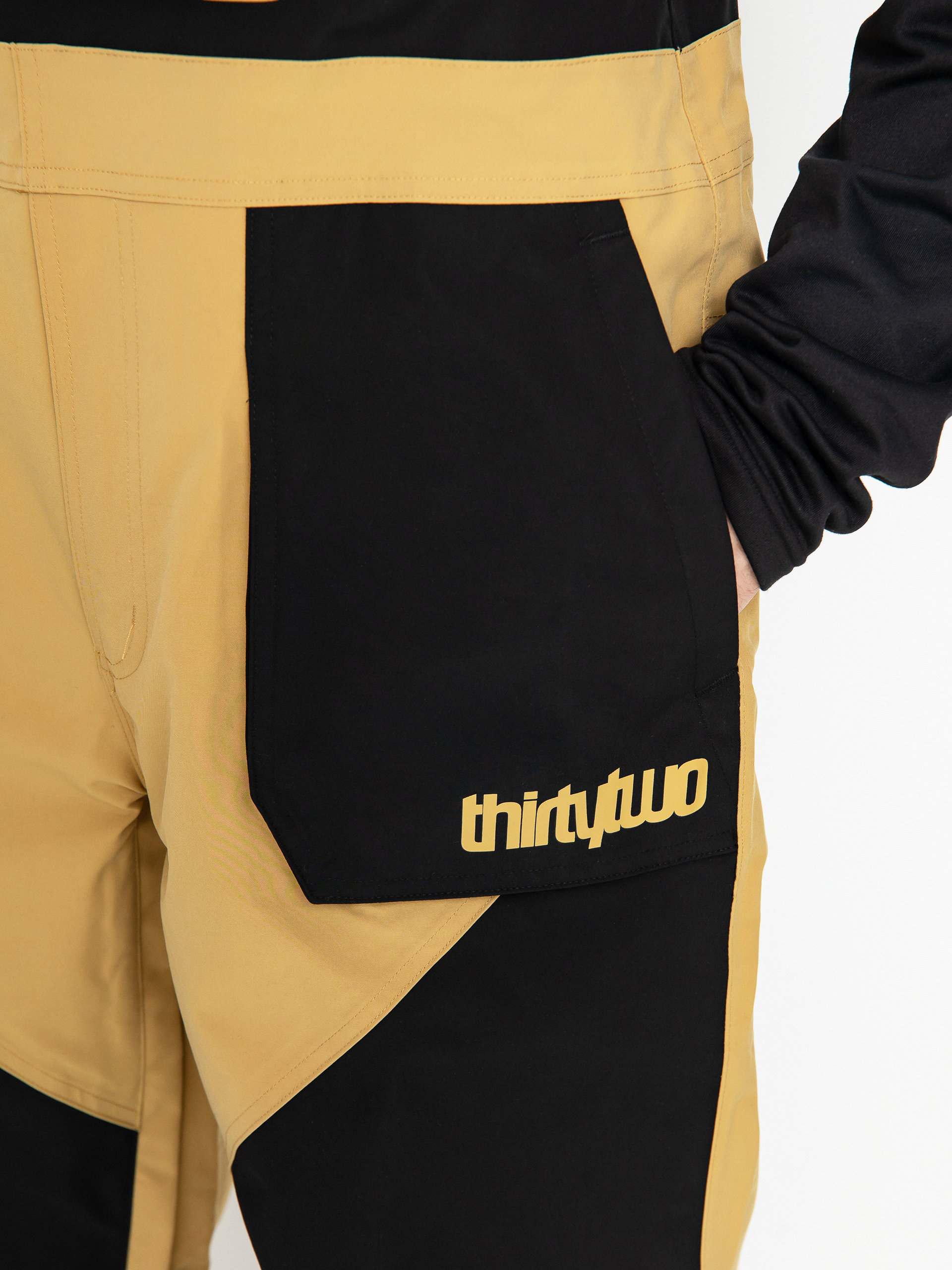Mens ThirtyTwo Basement Bib Snowboard pants (black/tan)