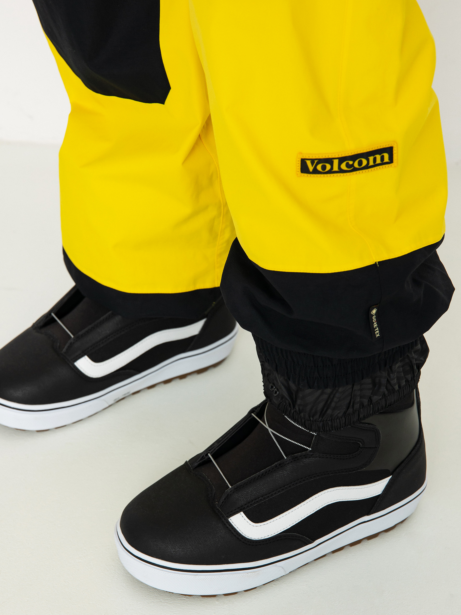 Mens Volcom Longo Gore Tex Snowboard pants (bright yellow)