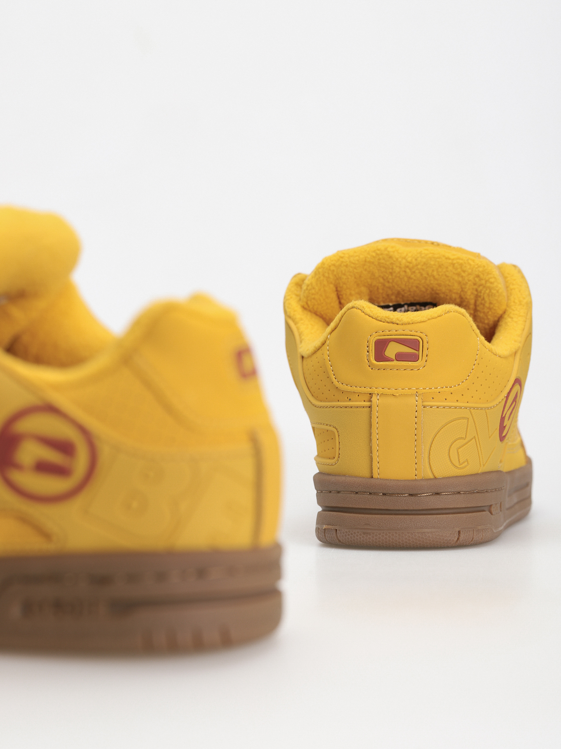 Globe Tilt Shoes (wheat/gum/bronze)