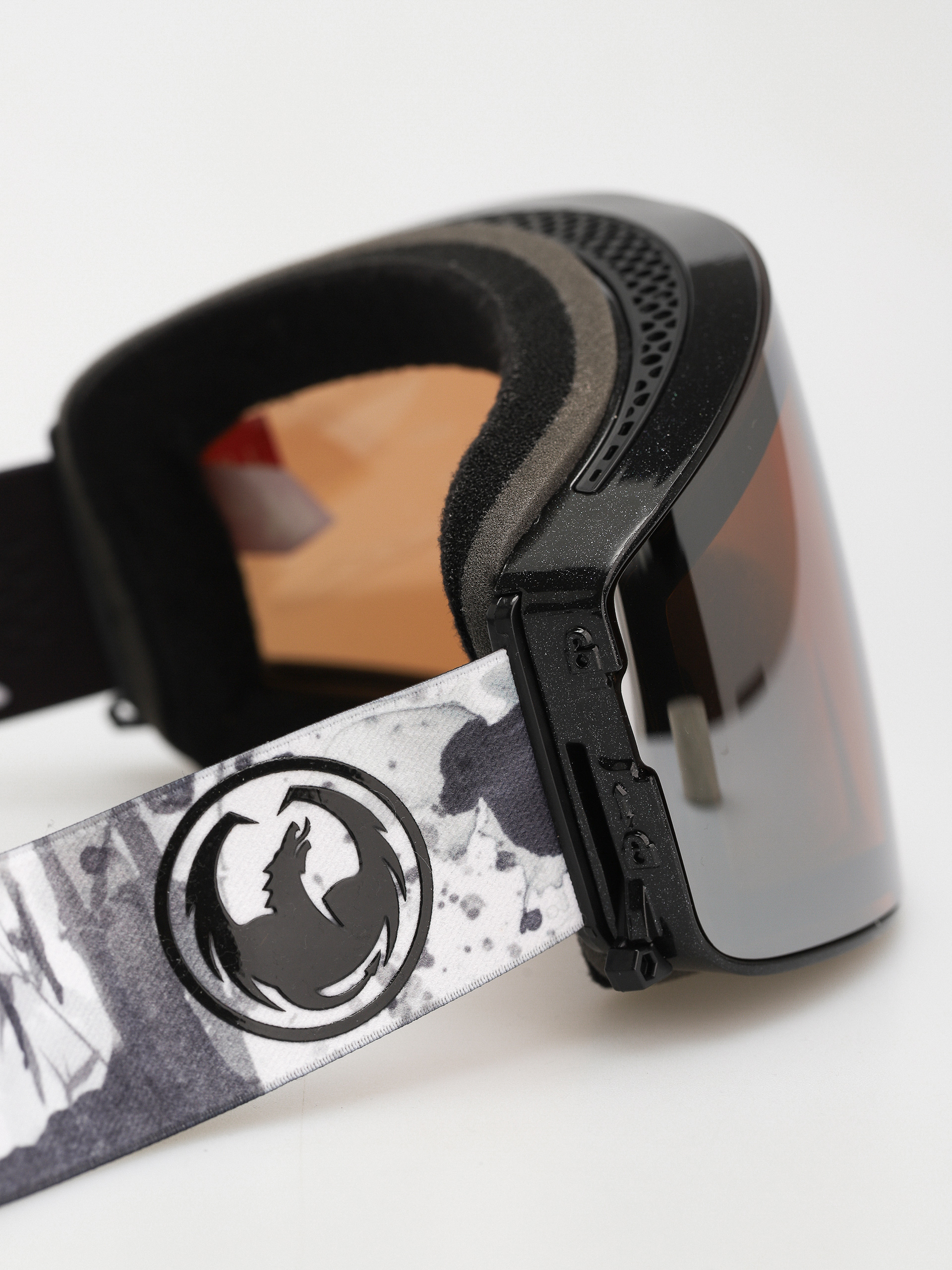 Dragon PXV2 Snowboardbrille (bushido/lumalens silver ion/lumalens violet)