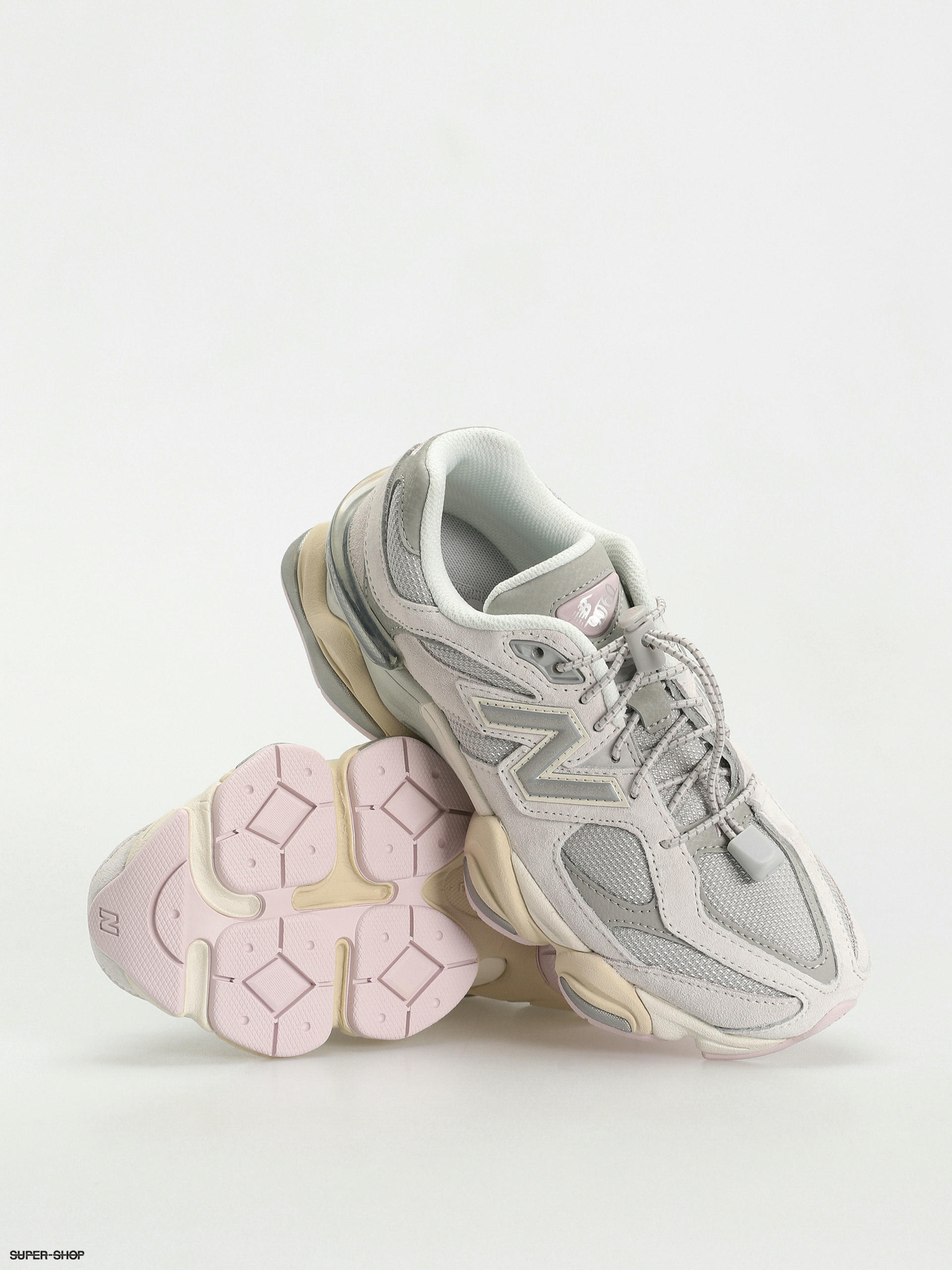 Pink grey new balance 2024 shoes