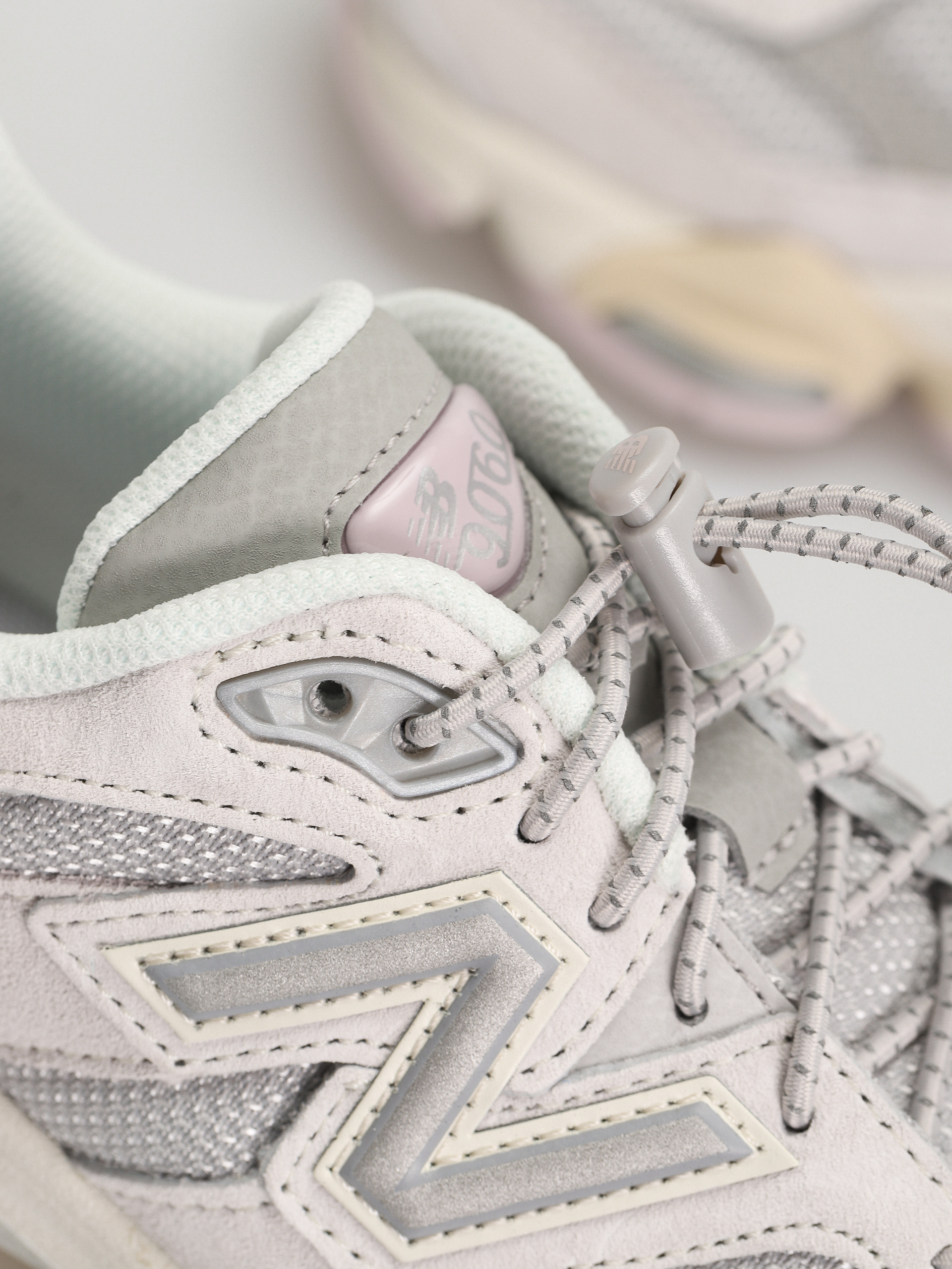 New Balance 9060 Shoes (grey matter)