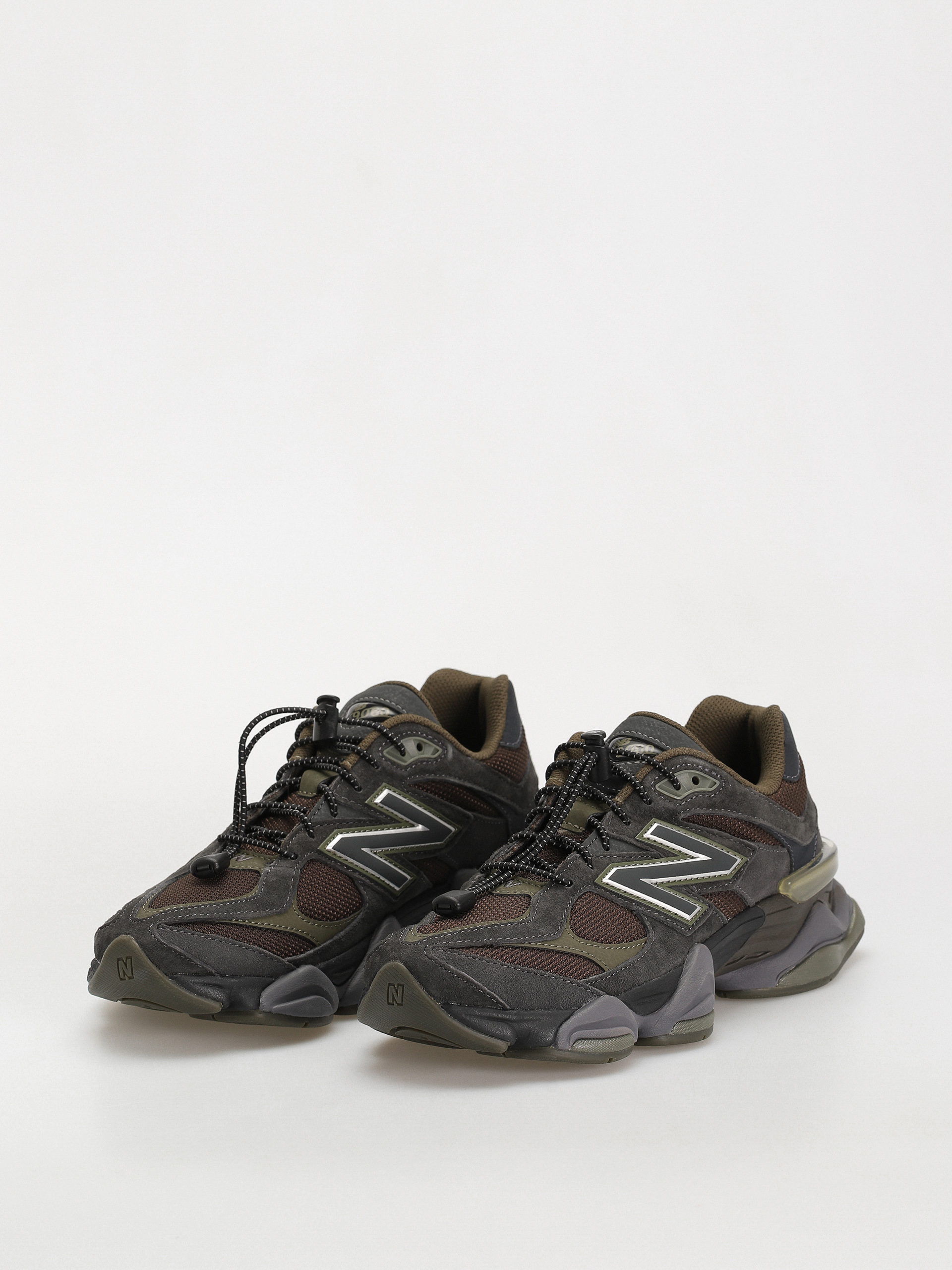 New Balance 9060 Shoes (blacktop)