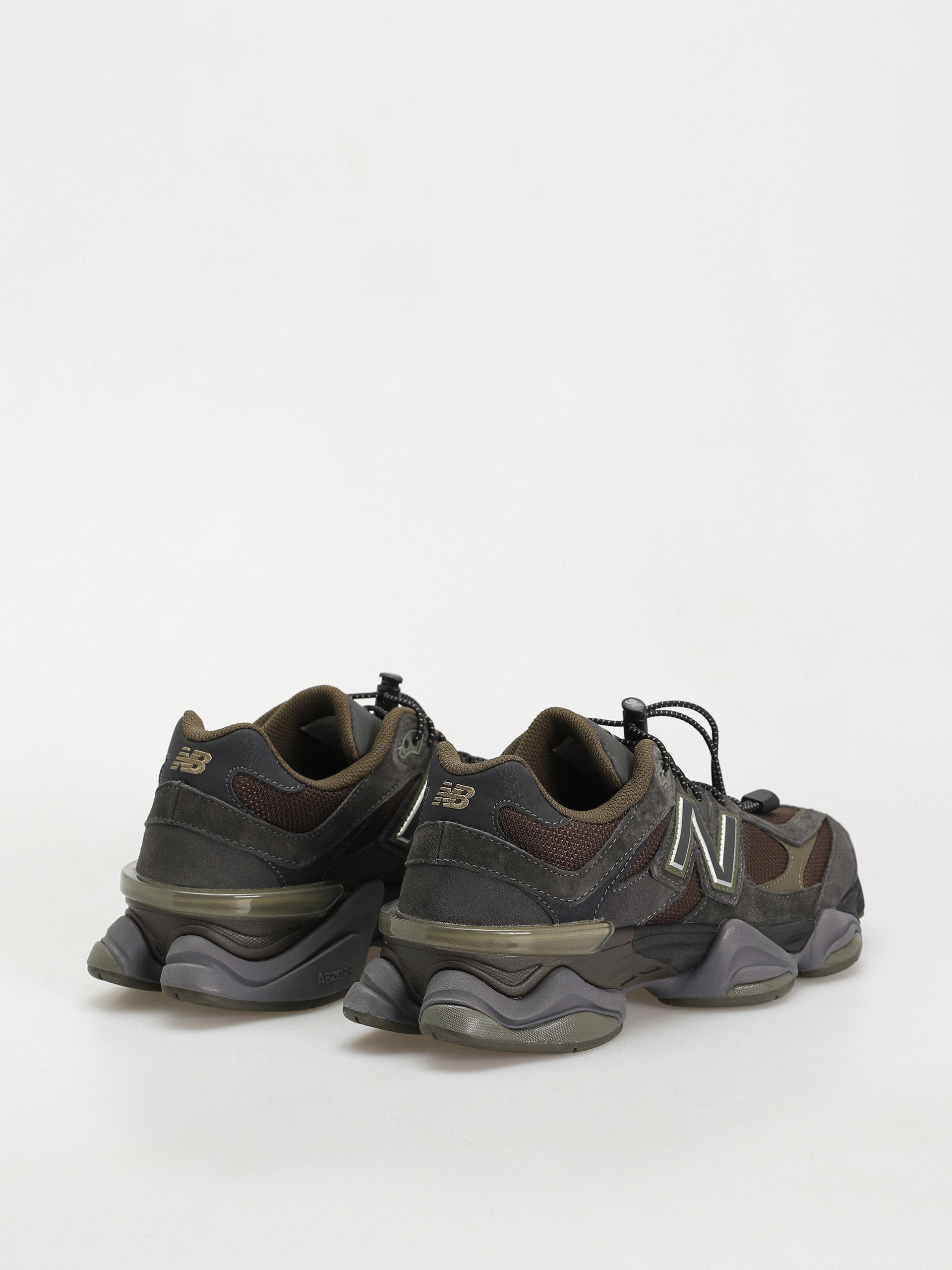 New Balance 9060 Shoes (blacktop)