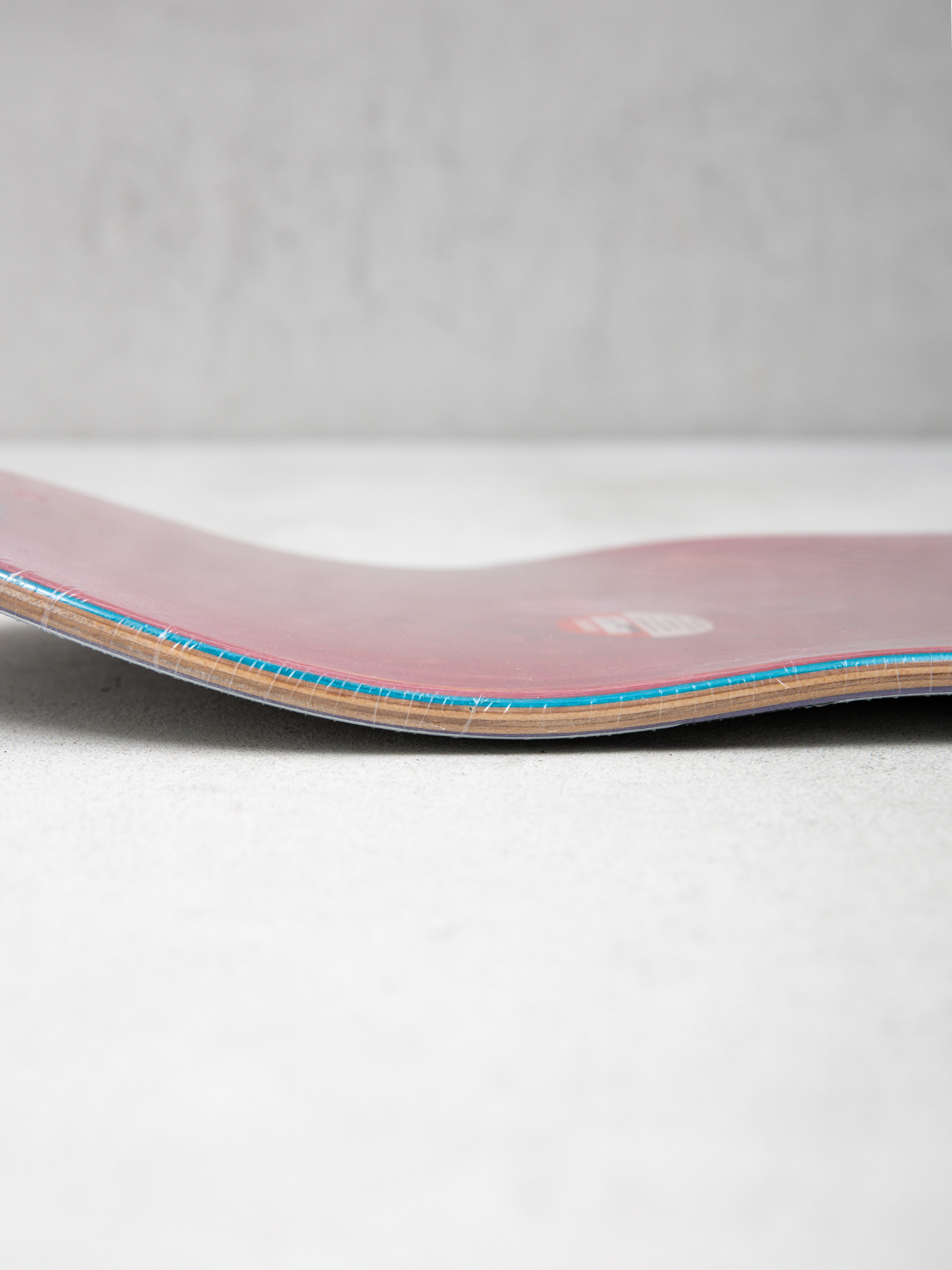 Real Classic Oval Deck (white/black)