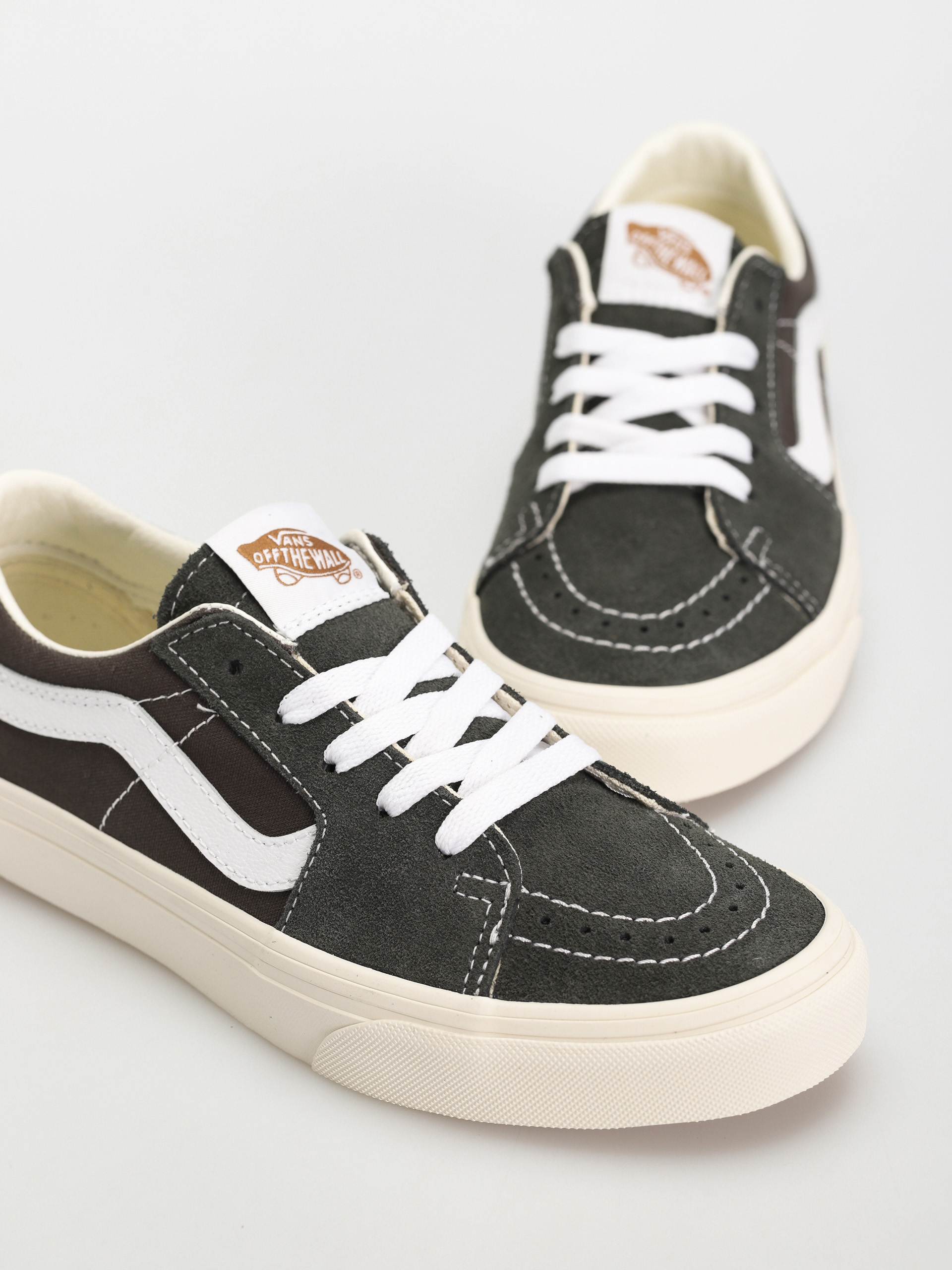 Vans Sk8 Low Schuhe (canvas/suede black ink)