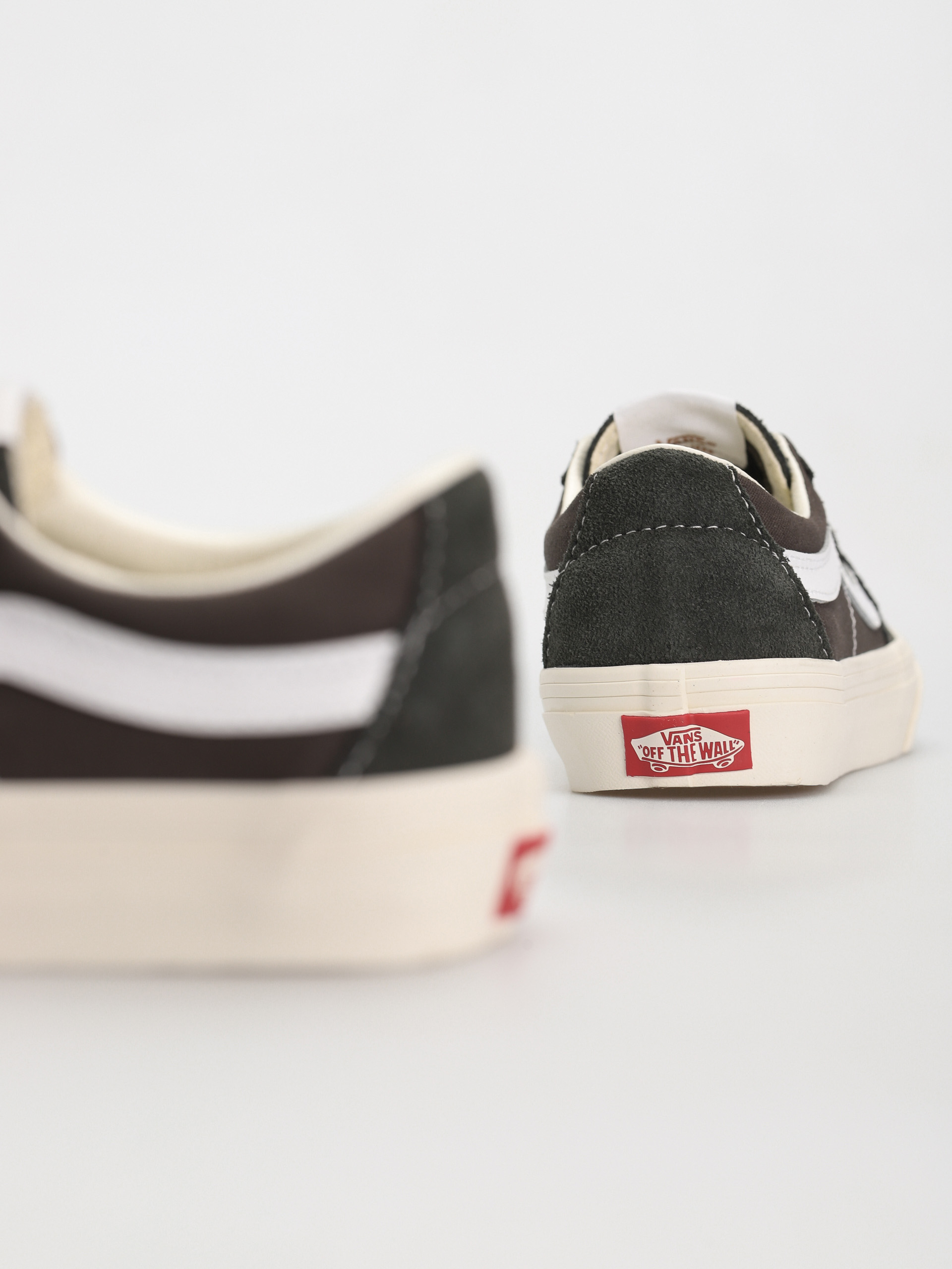 Vans Sk8 Low Schuhe (canvas/suede black ink)