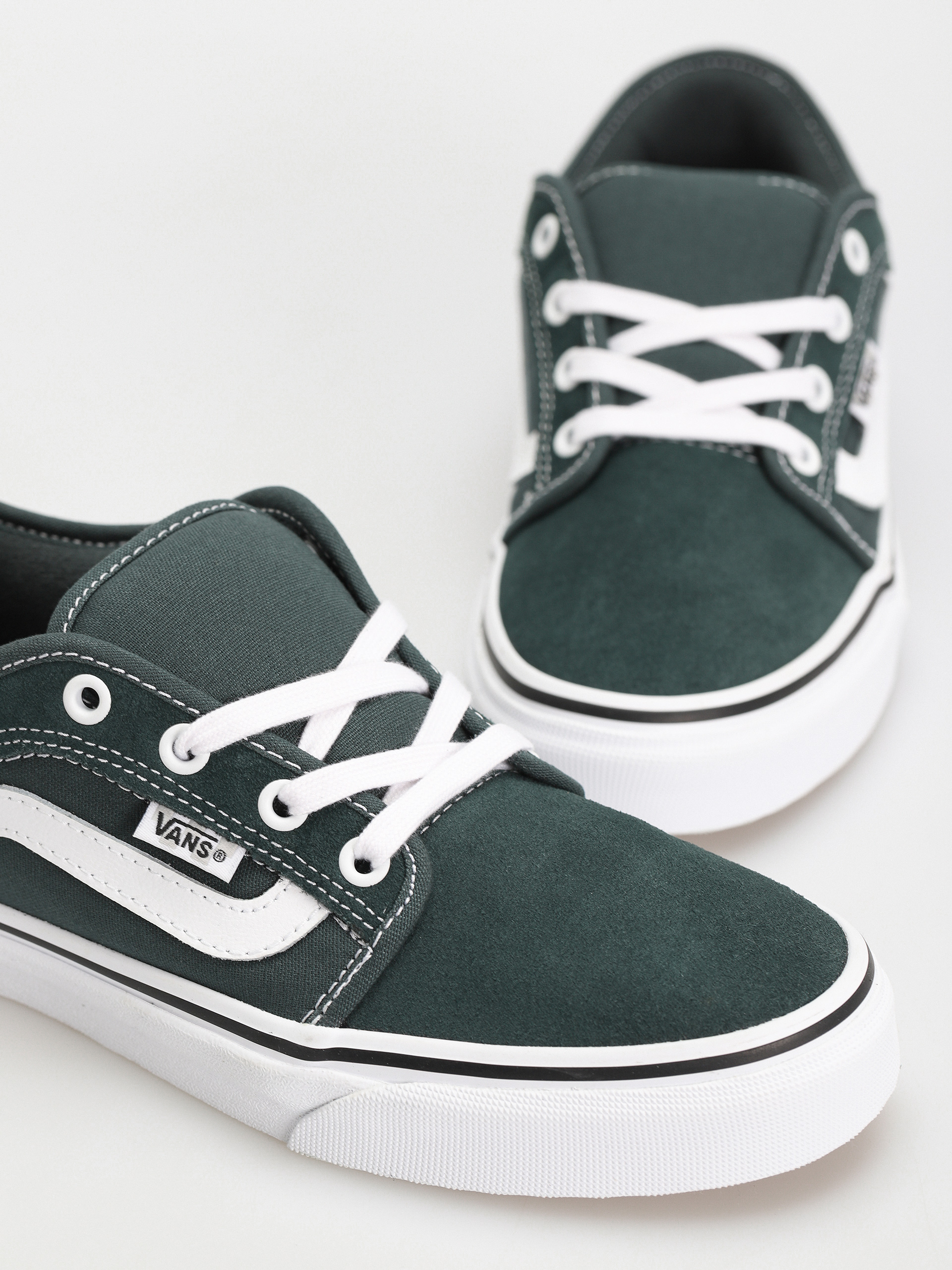 Vans Chukka Low Sidestripe Shoes - white (green gables/true 